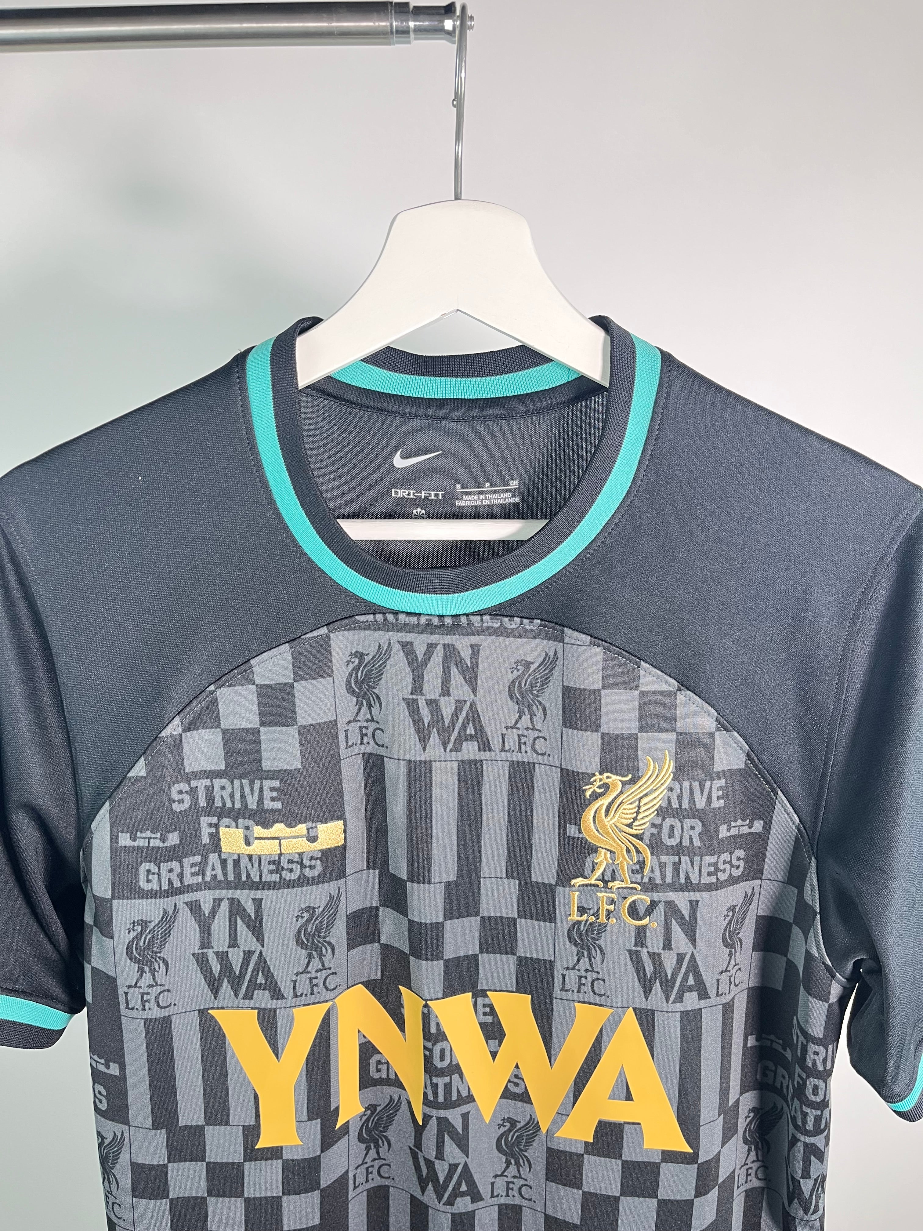 Jersey Liverpool Especial 2024 2025 *Edición Especial LeBron James* (S)