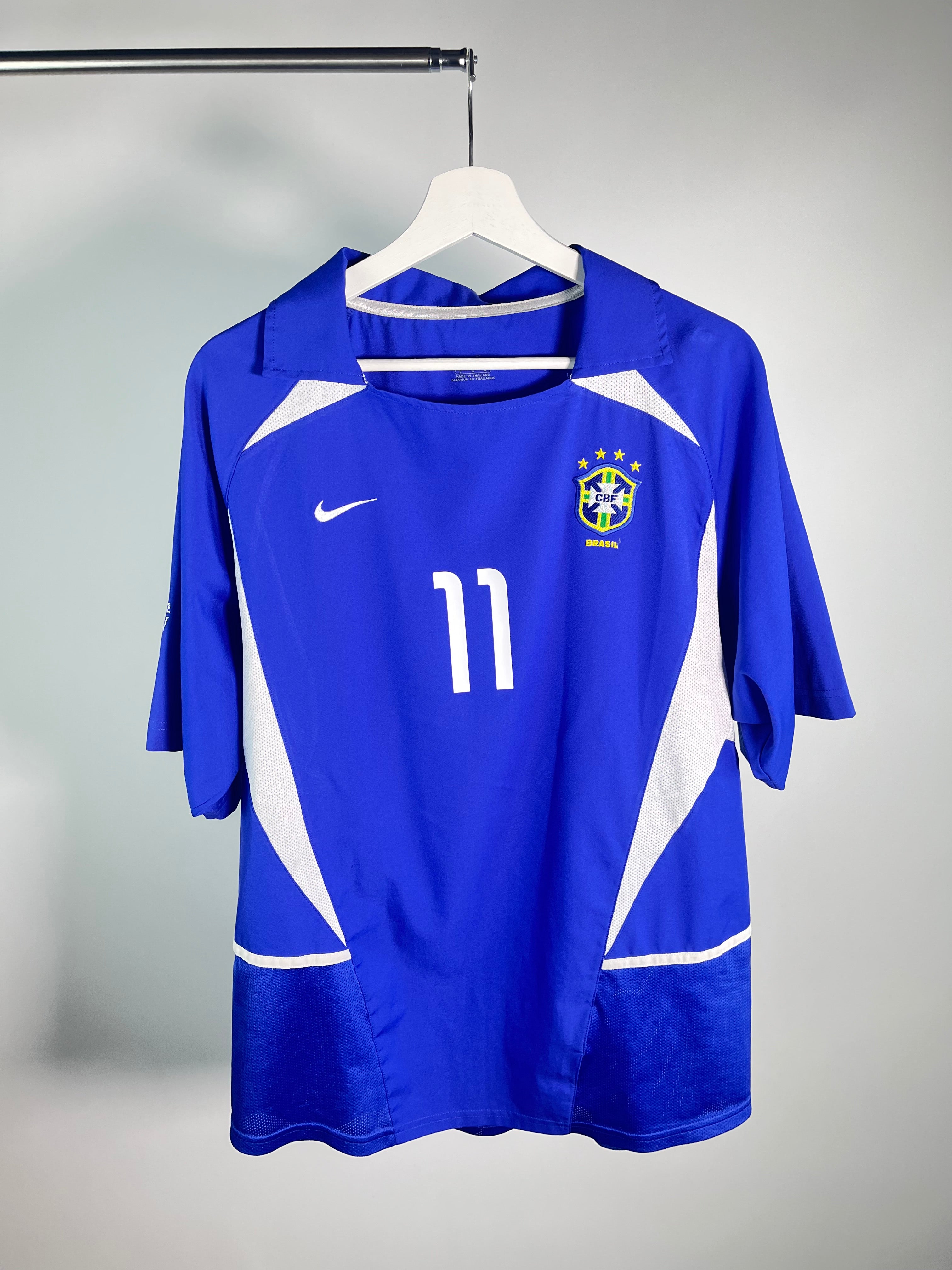 Jersey Brasil Visita 2002 2004 *Mundial Corea Japón* Ronaldinho (L)