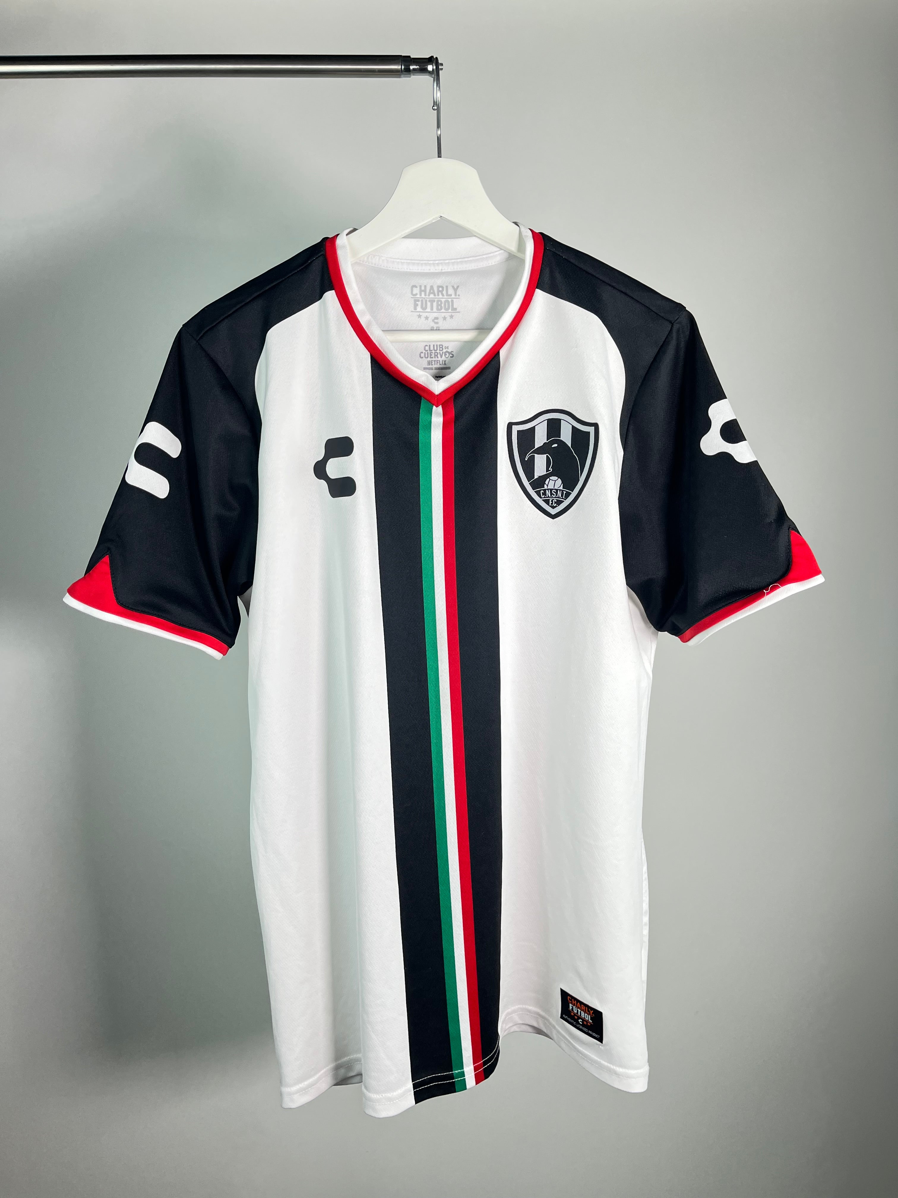 Jersey Club de Cuervos Local 2018 (L)