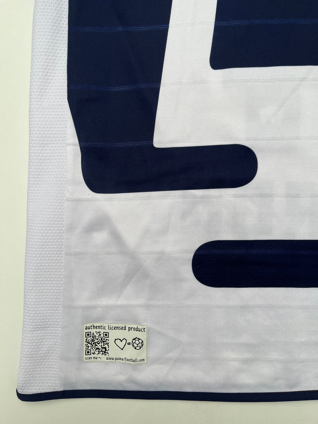 Jersey Pumas Tercera 2012 2013 Utilería Darío Verón (M)