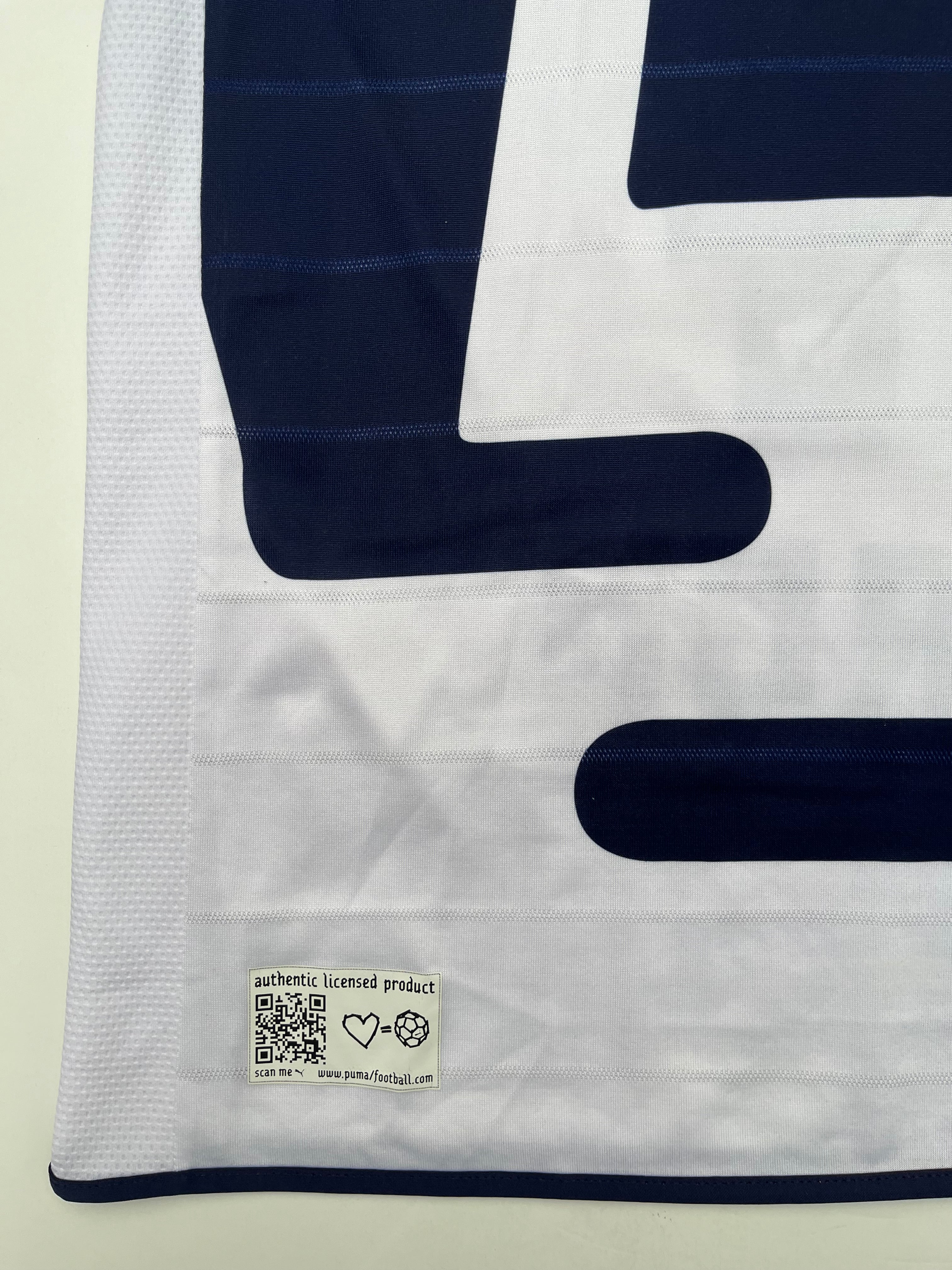 Jersey Pumas Tercera 2012 2013 Utilería Darío Verón (M)