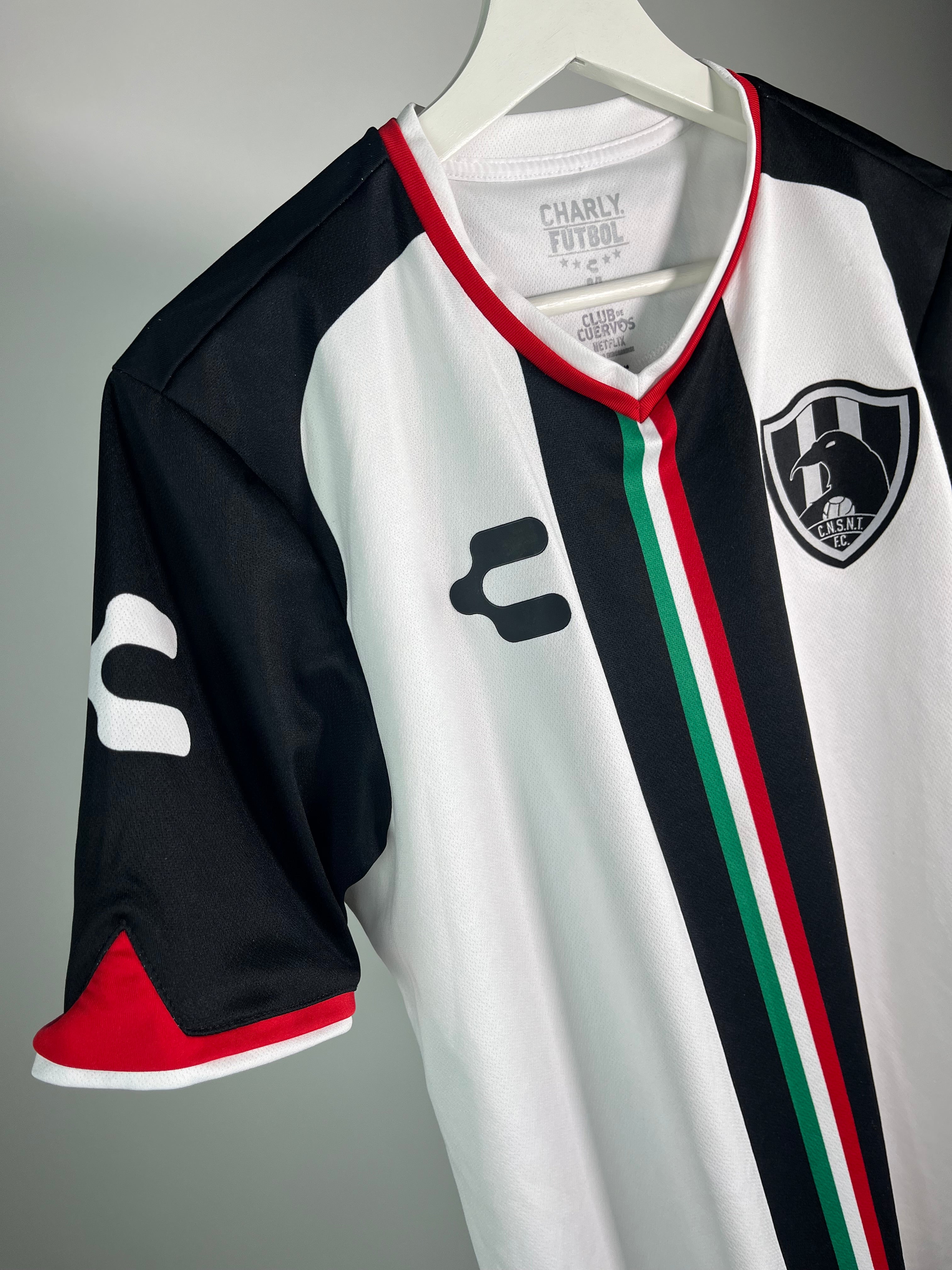 Jersey Club de Cuervos Local 2018 (L)