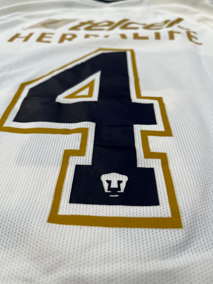 Jersey Pumas Visita 2017 2018 Utilería Autografiado por Fernando Quintana (L)