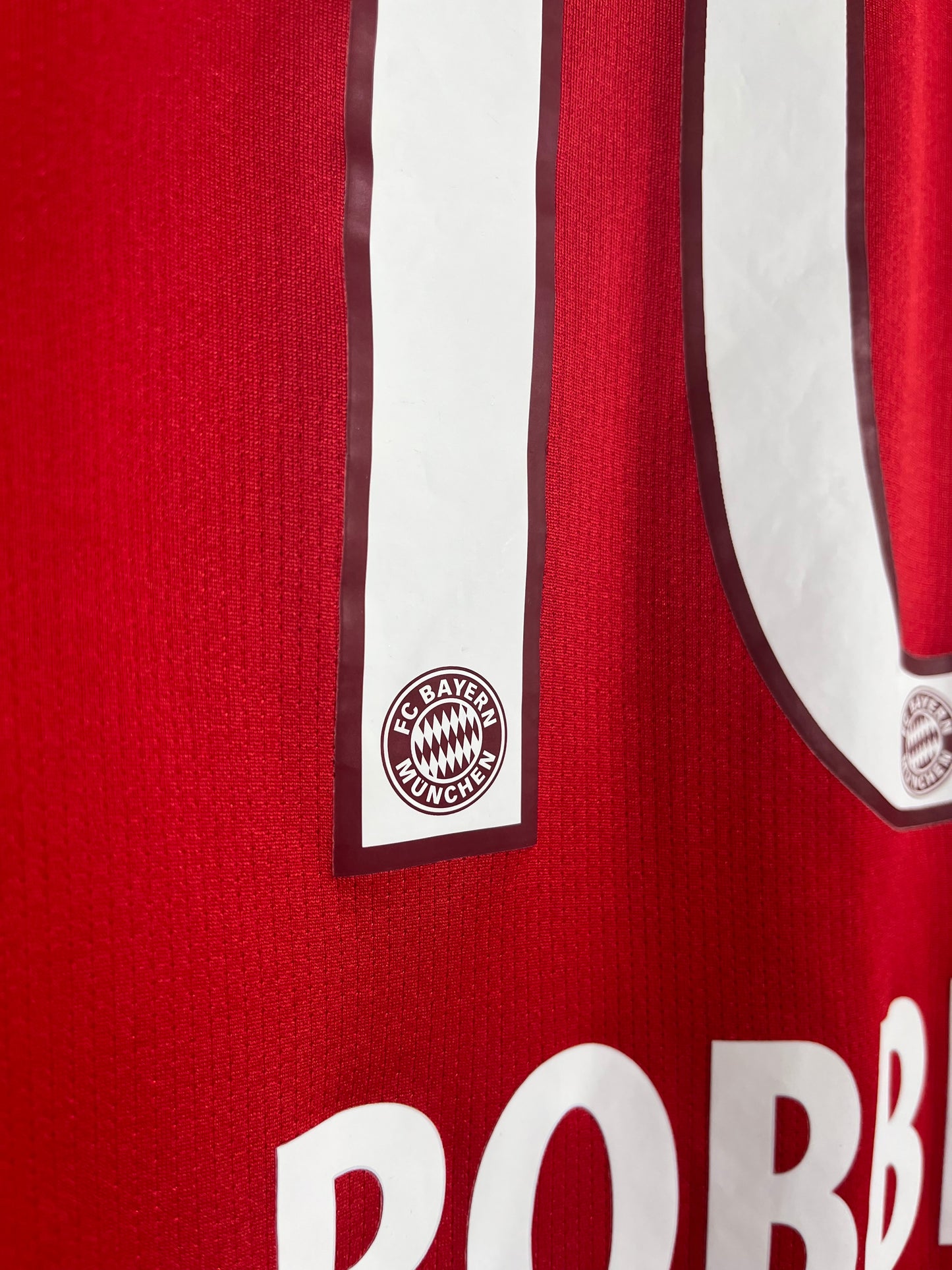 Jersey Bayern Munich Local 2015 2016 Arjen Robben (S)