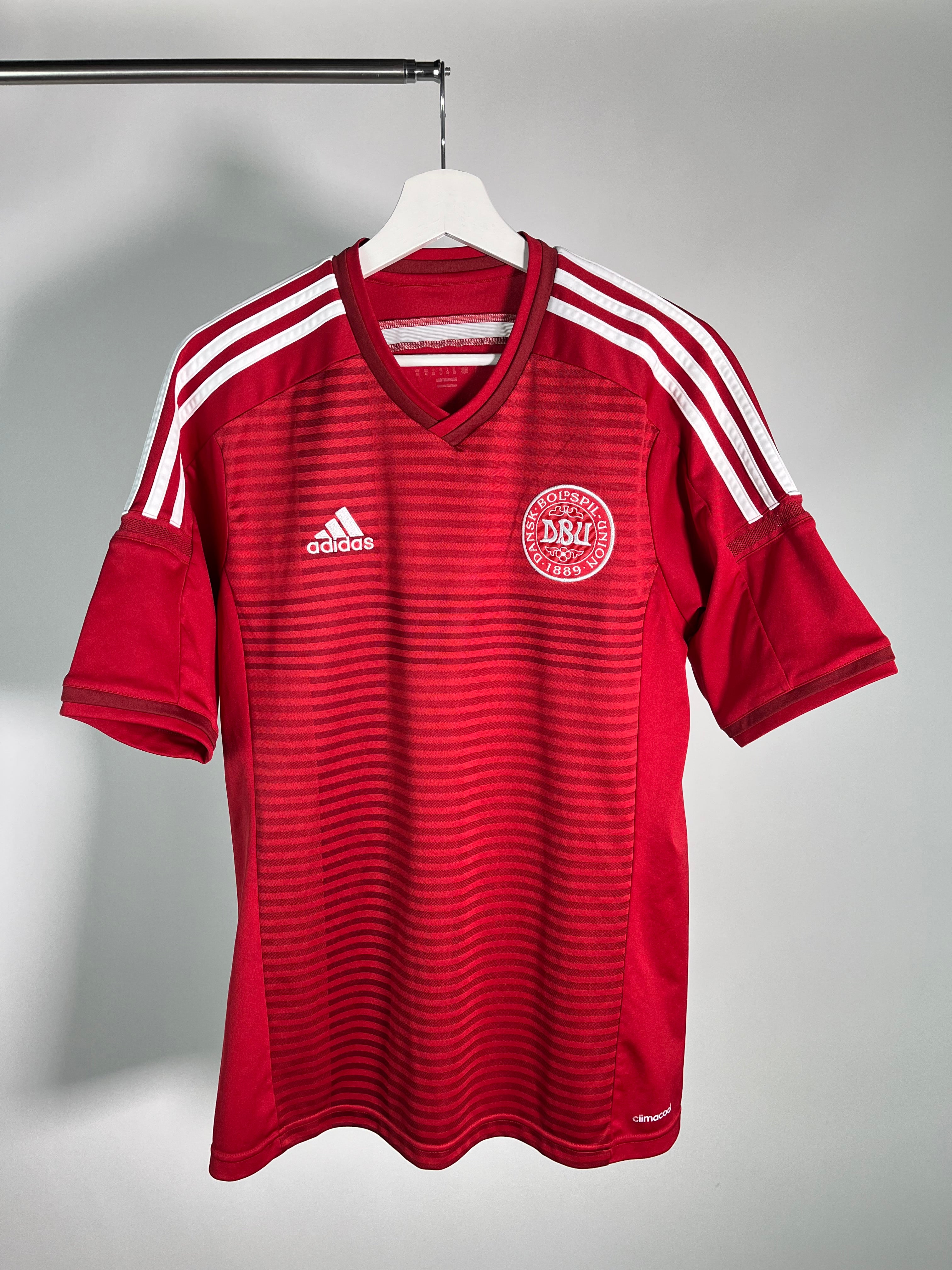 Jersey Dinamarca Local 2014 2016 (M)
