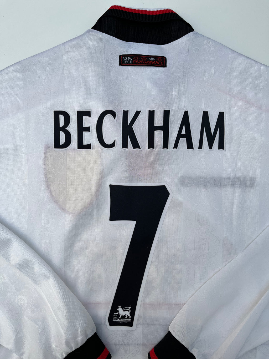 Jersey Manchester United Visita 1998 1999 Manga Larga David Beckham (XL)