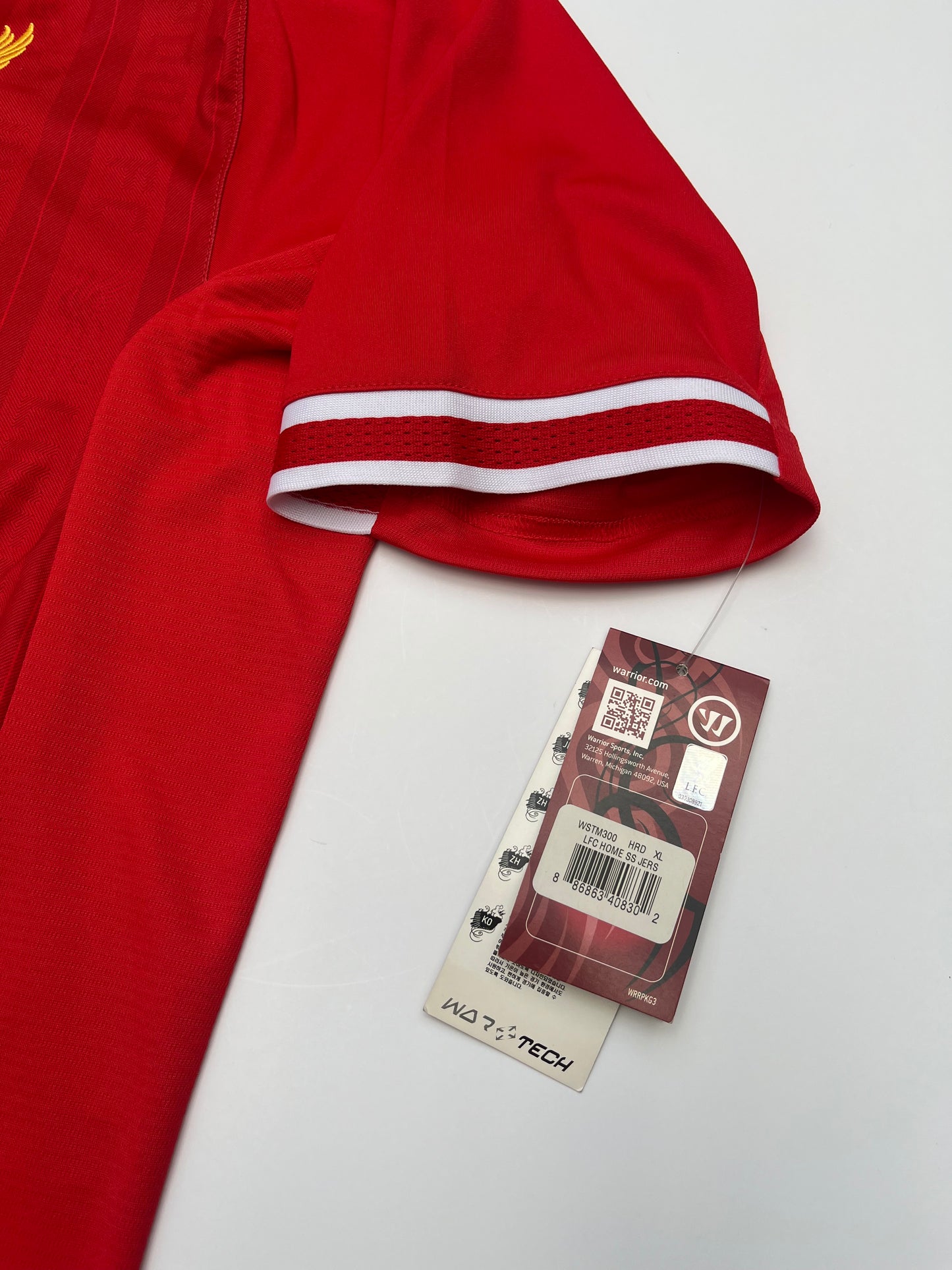 Jersey Liverpool Local 2013 2014 Luis Suárez (XL)