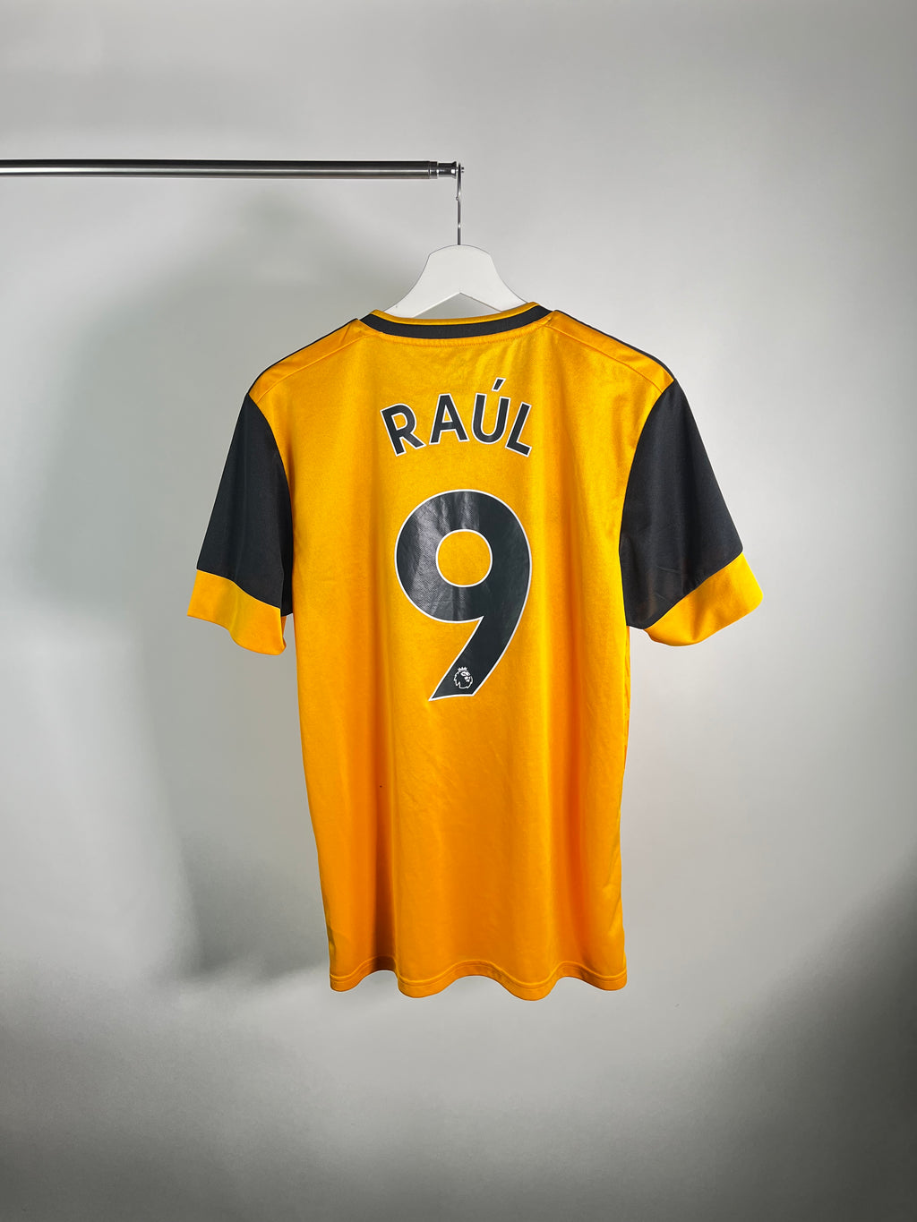 Jersey Wolverhampton Local 2020 2021 Raúl Jiménez (M)