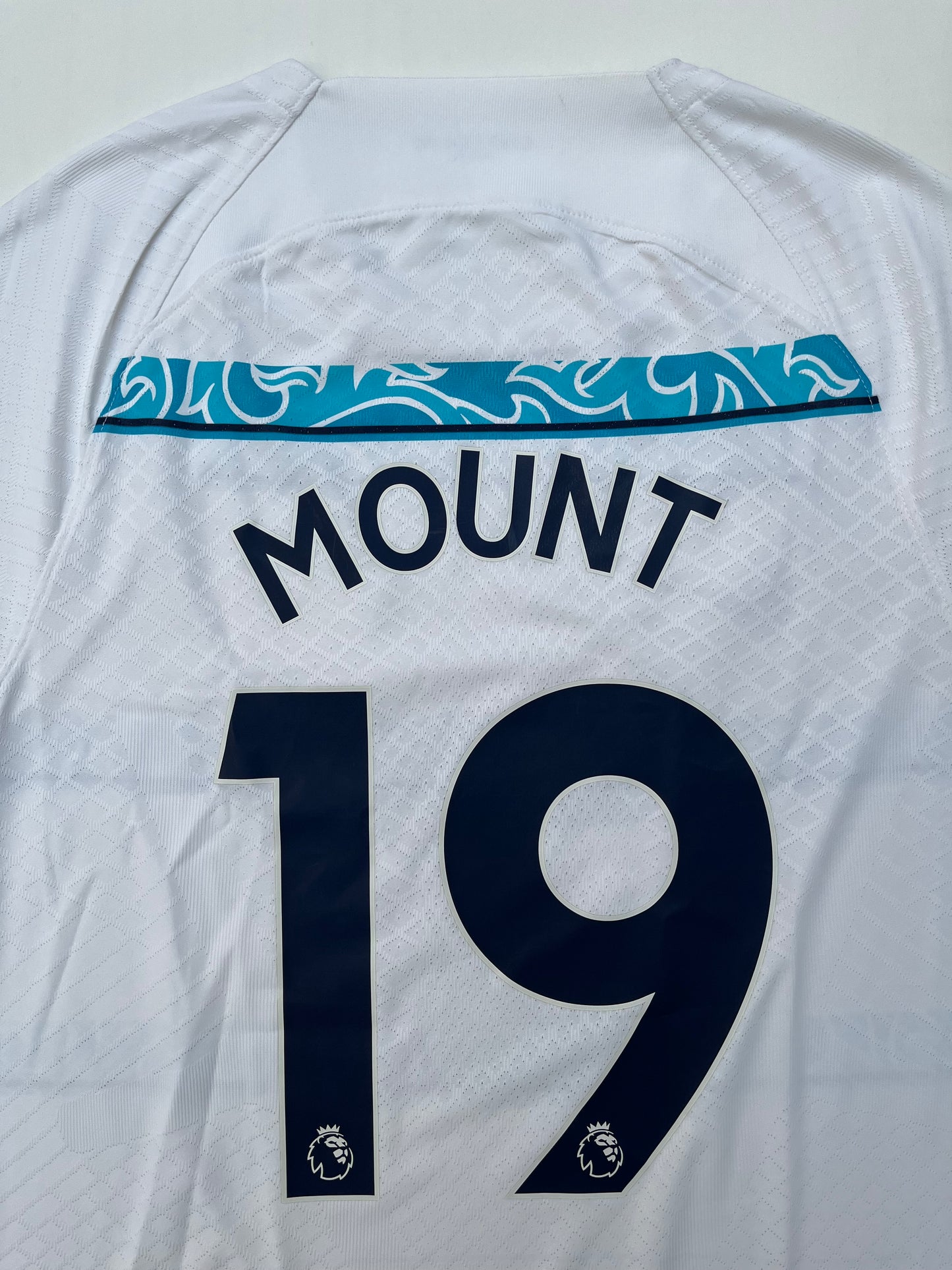 Jersey Chelsea Visita 2022 2023 Versión Jugador Mason Mount (M)