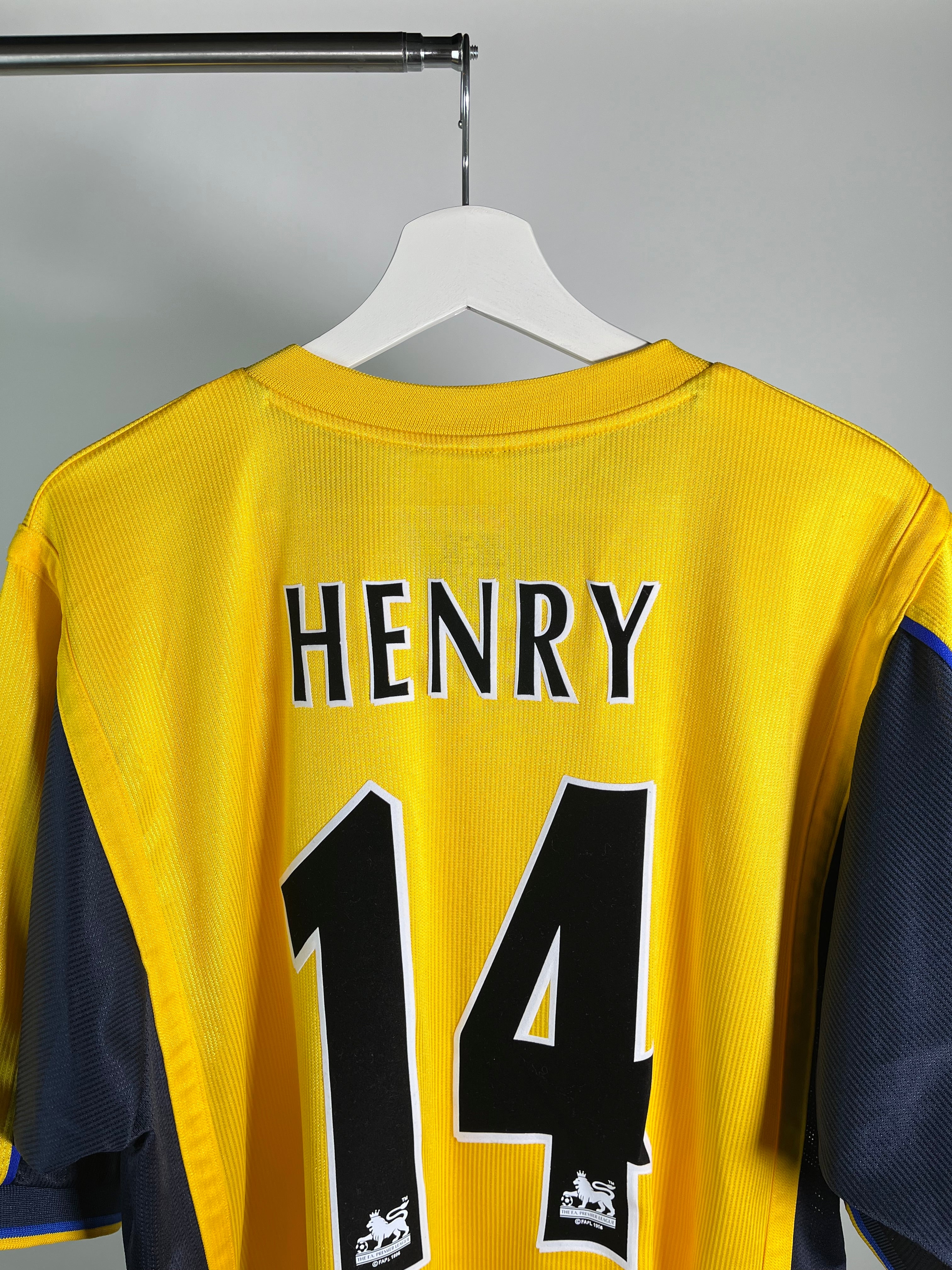 Jersey Arsenal Visita 2000 2001 Thierry Henry (XL)