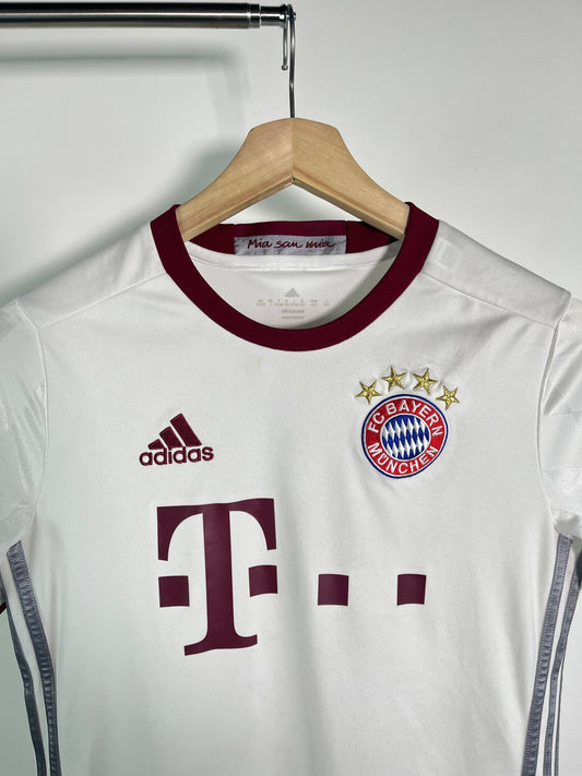 Jersey Bayern Munich Tercera 2016 2017 (L niño)