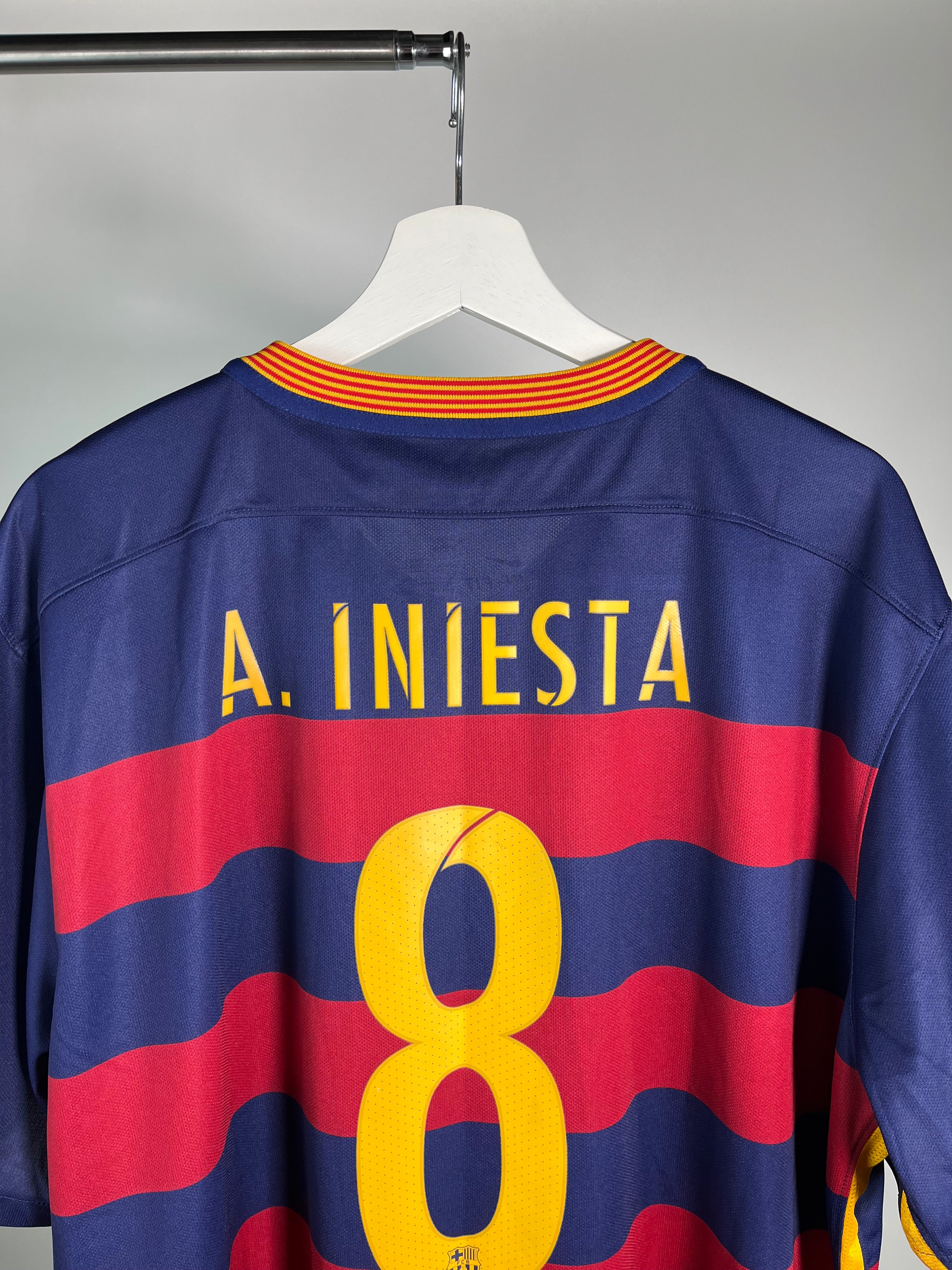 Jersey Barcelona Local 2015 2016 Andrés Iniesta (XXL)
