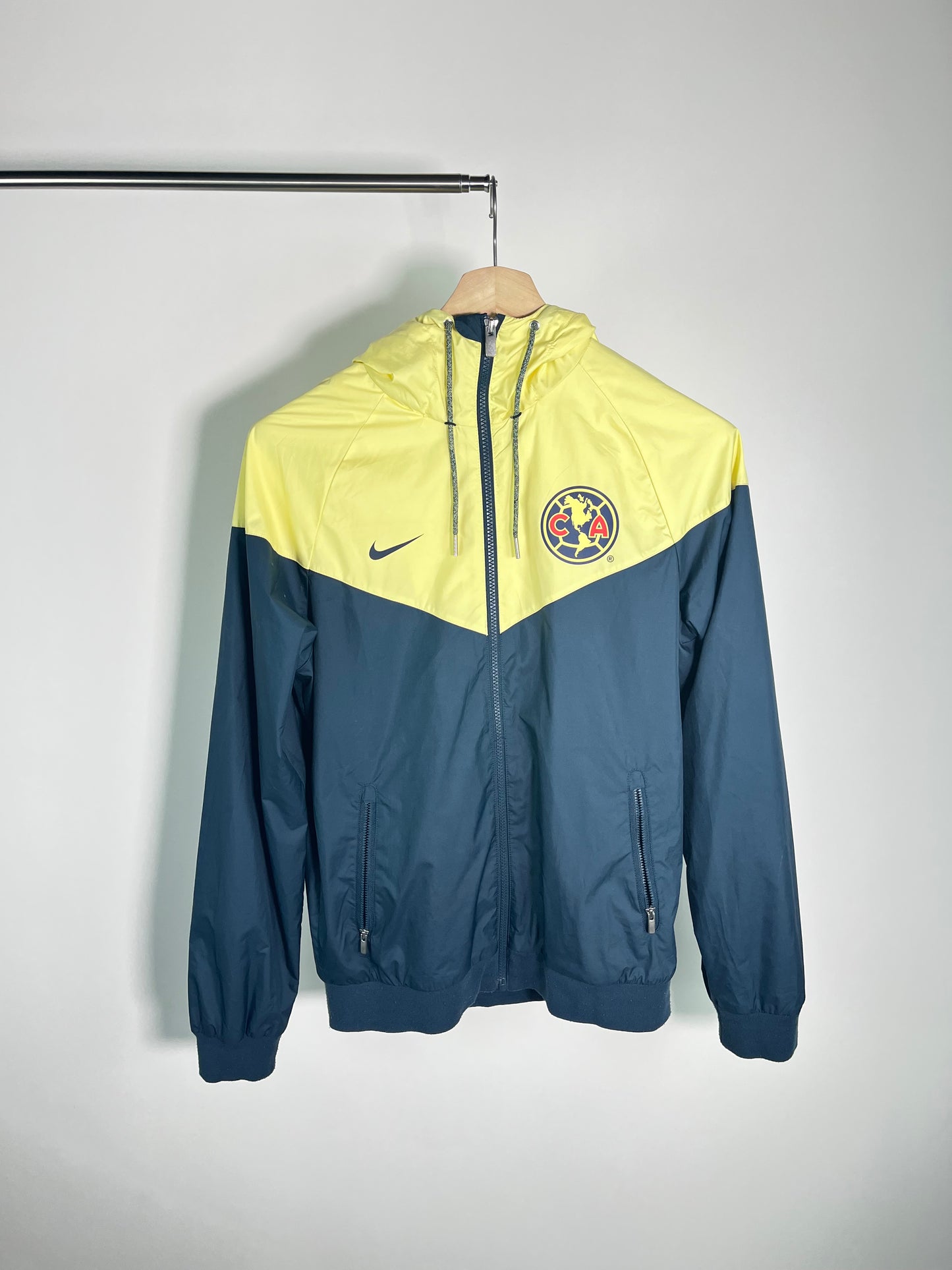 Rompevientos Club America 2017 2018 (S)