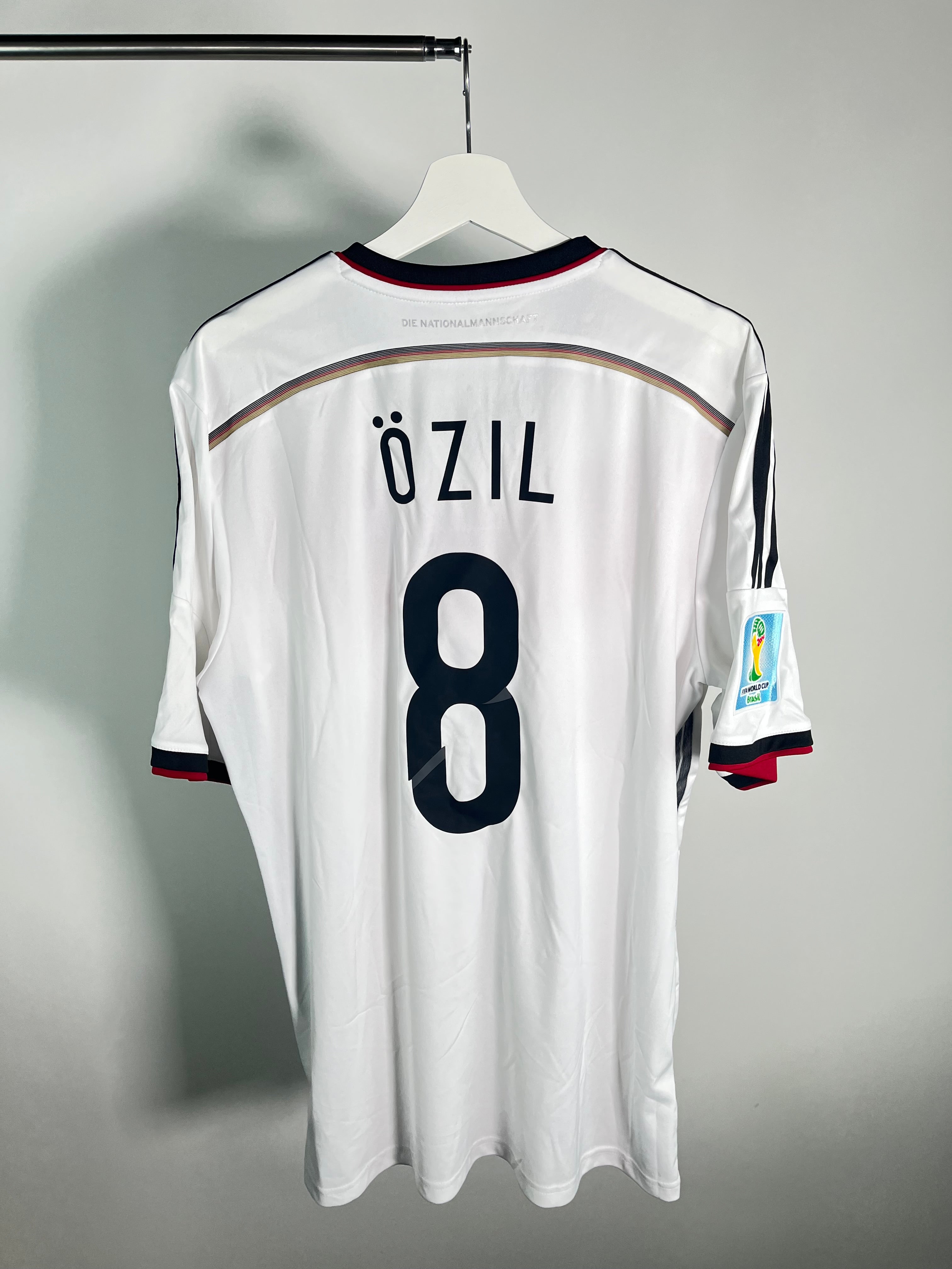 Jersey Alemania Local 2014 2016 *Mundial Brasil* Mesut Ozil (XL)