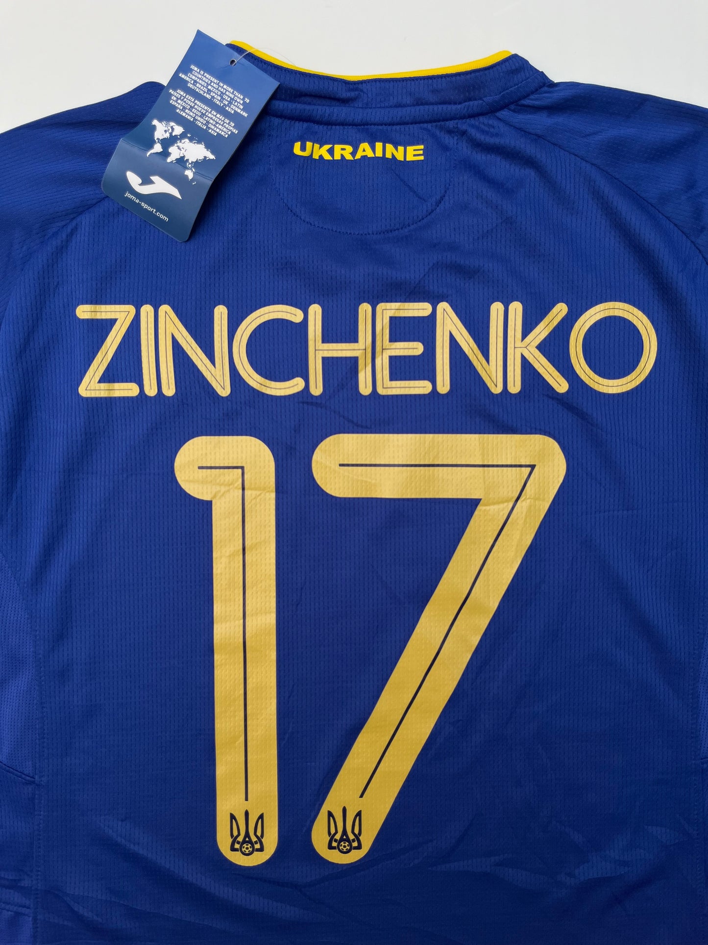 Jersey Ucrania Visita 2020 2021 Oleksandr Zinchenko (L)