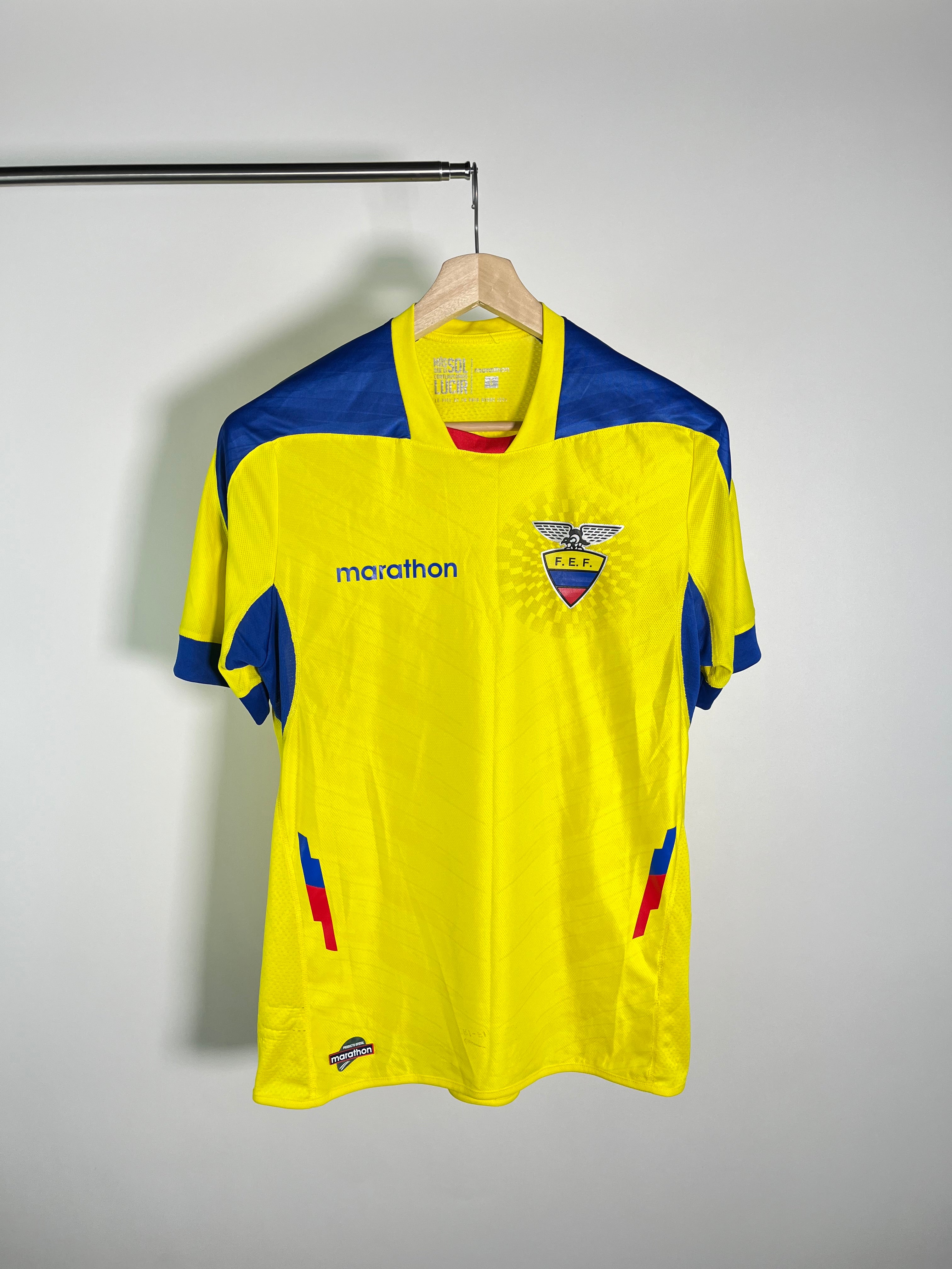 Jersey Ecuador Local 2014 2015 (L)