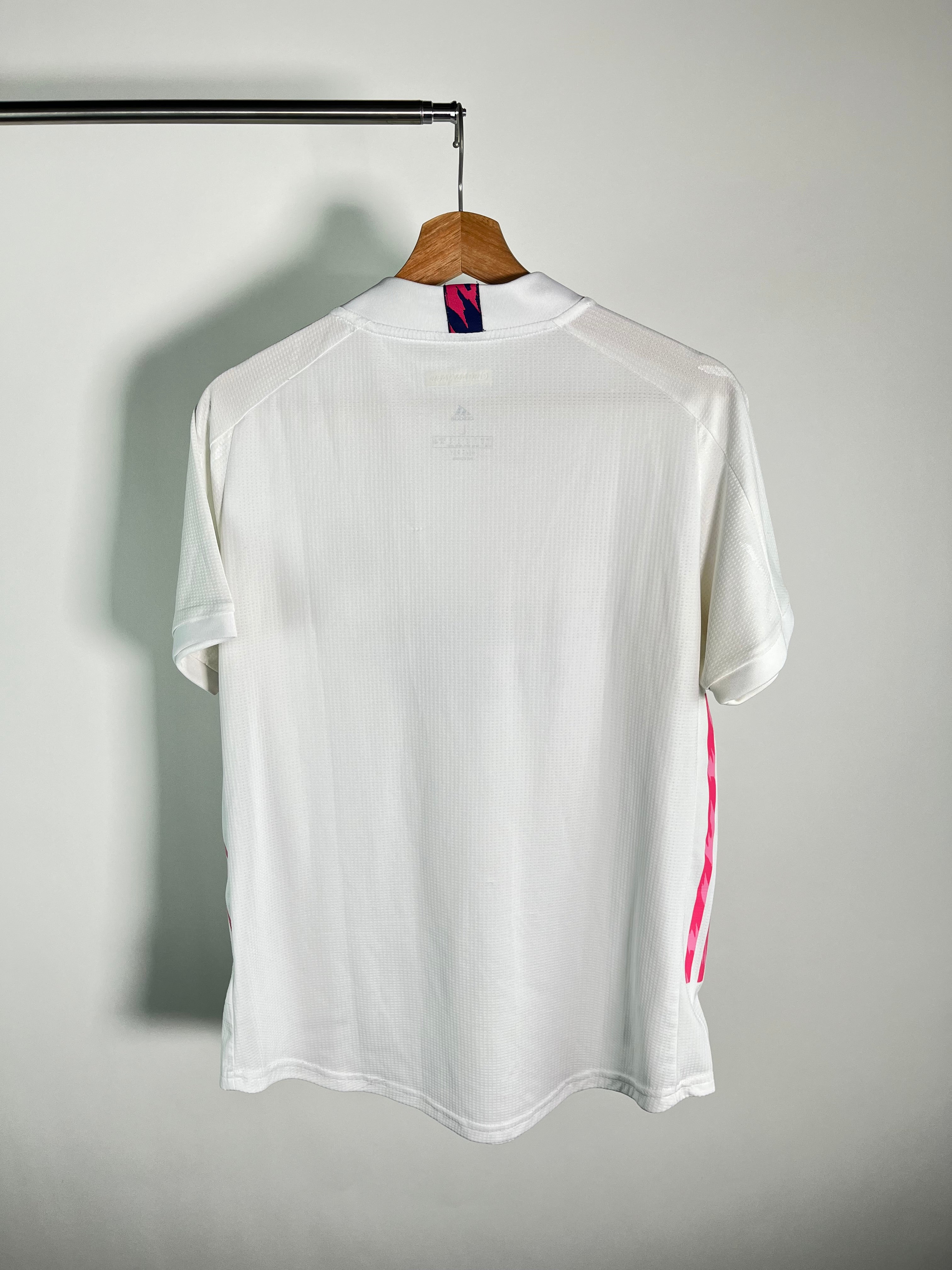 Jersey Real Madrid Local 2020 2021 Versión Jugador (L mujer)