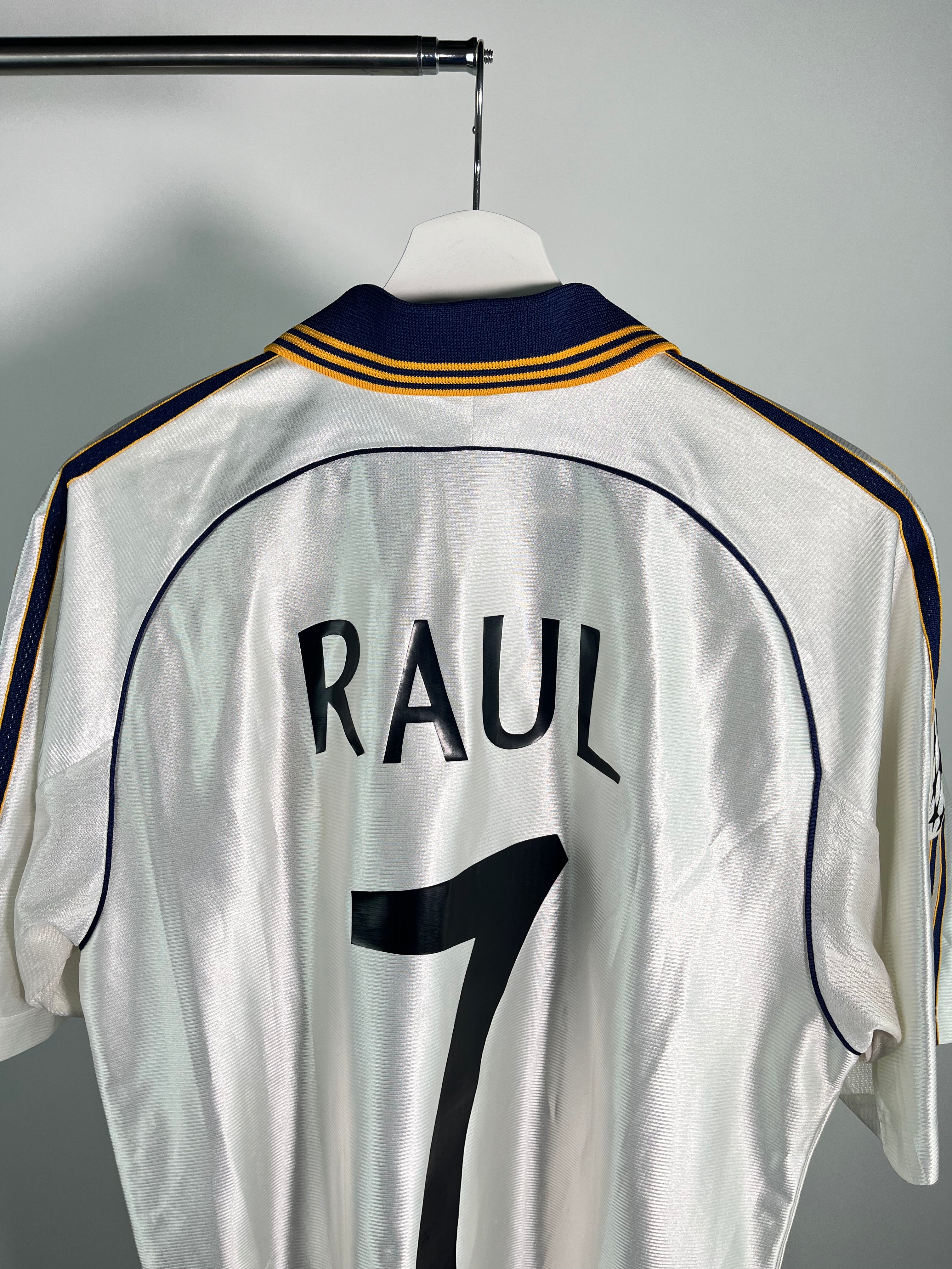 Jersey Real Madrid Local 1999 2000 Raúl González (S)
