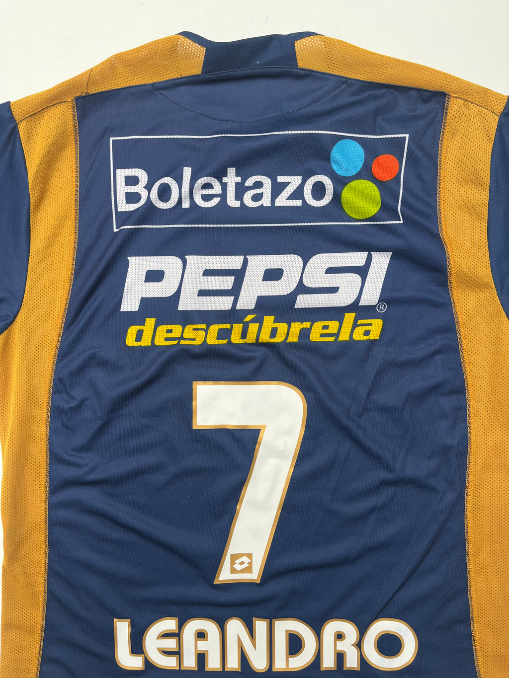 Jersey Pumas Visita 2004 2005 Leandro (L)