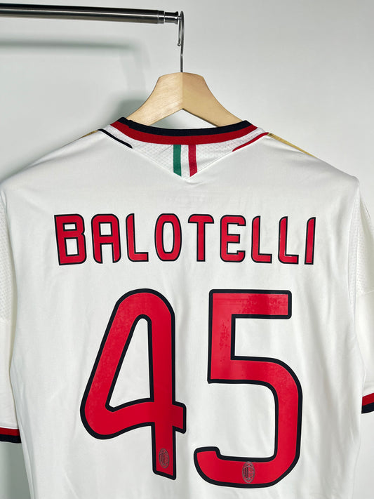 Jersey AC Milan Visita 2013 2014 Mario Balotelli (L)