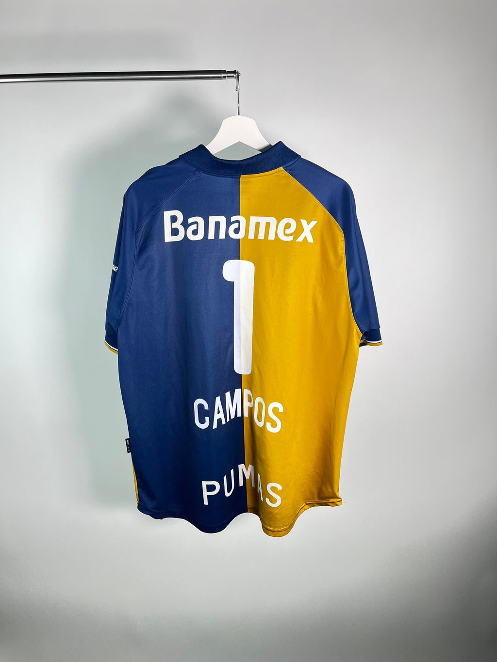 Jersey Pumas Local/Portero 2001 2002 Jorge Campos (L)