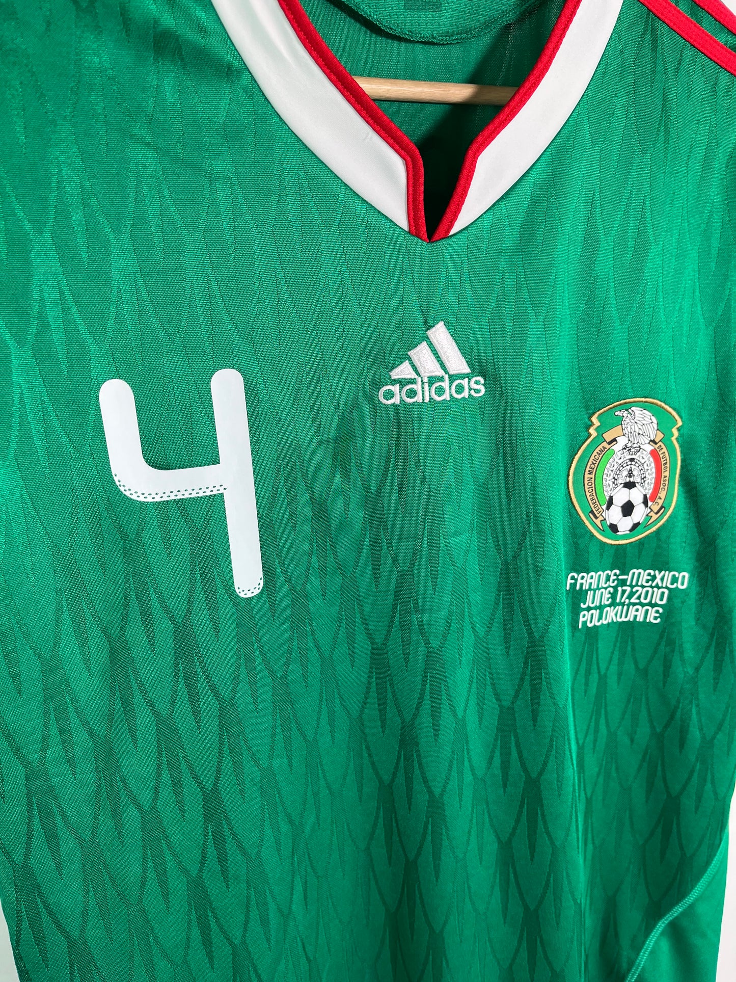 Jersey México Local 2010 2011 *Match Detail vs Francia* Rafael Márquez (L)