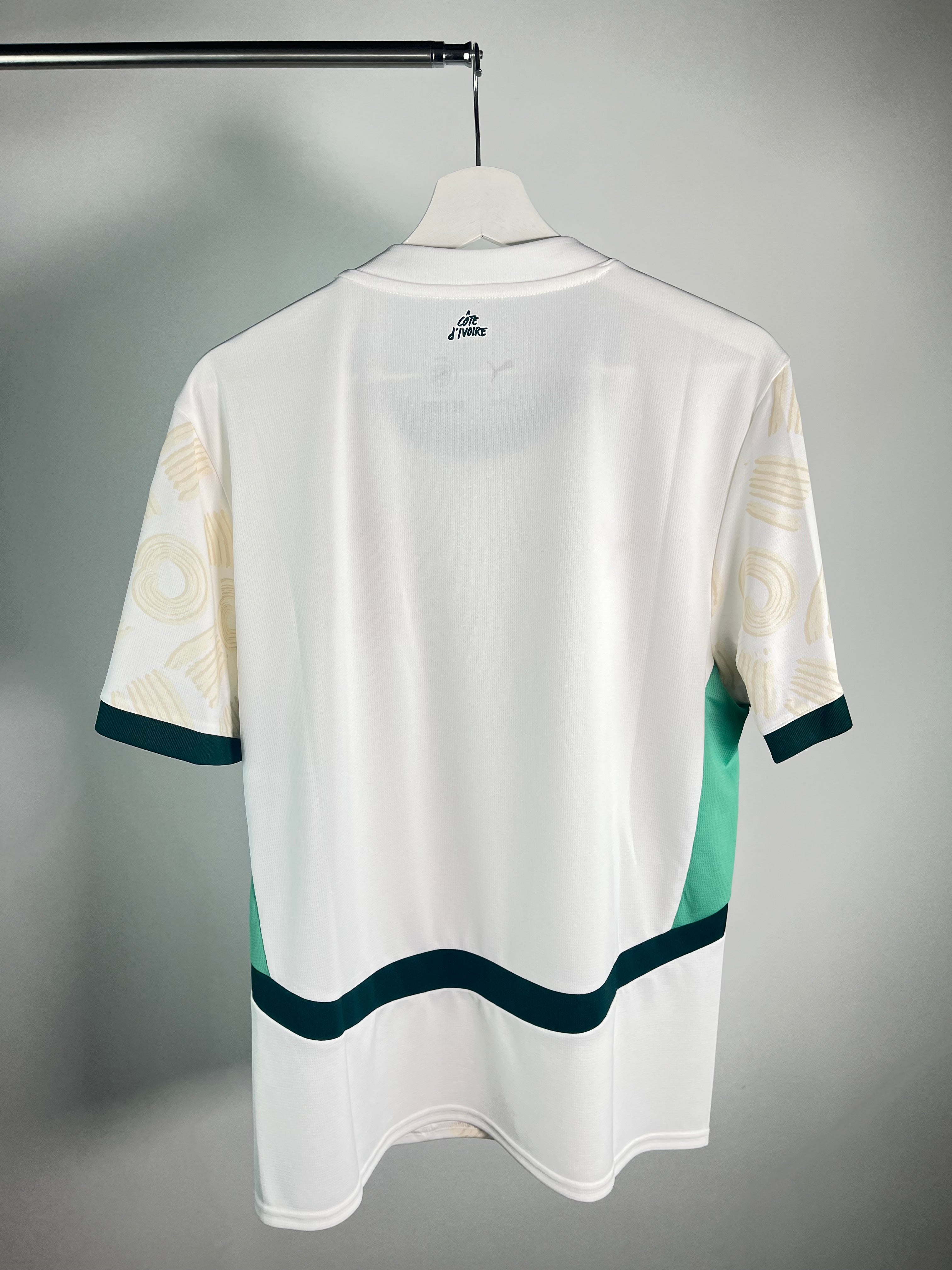 Jersey Costa de Marfil Visita 2024 2026 *C/Etiquetas* (L)