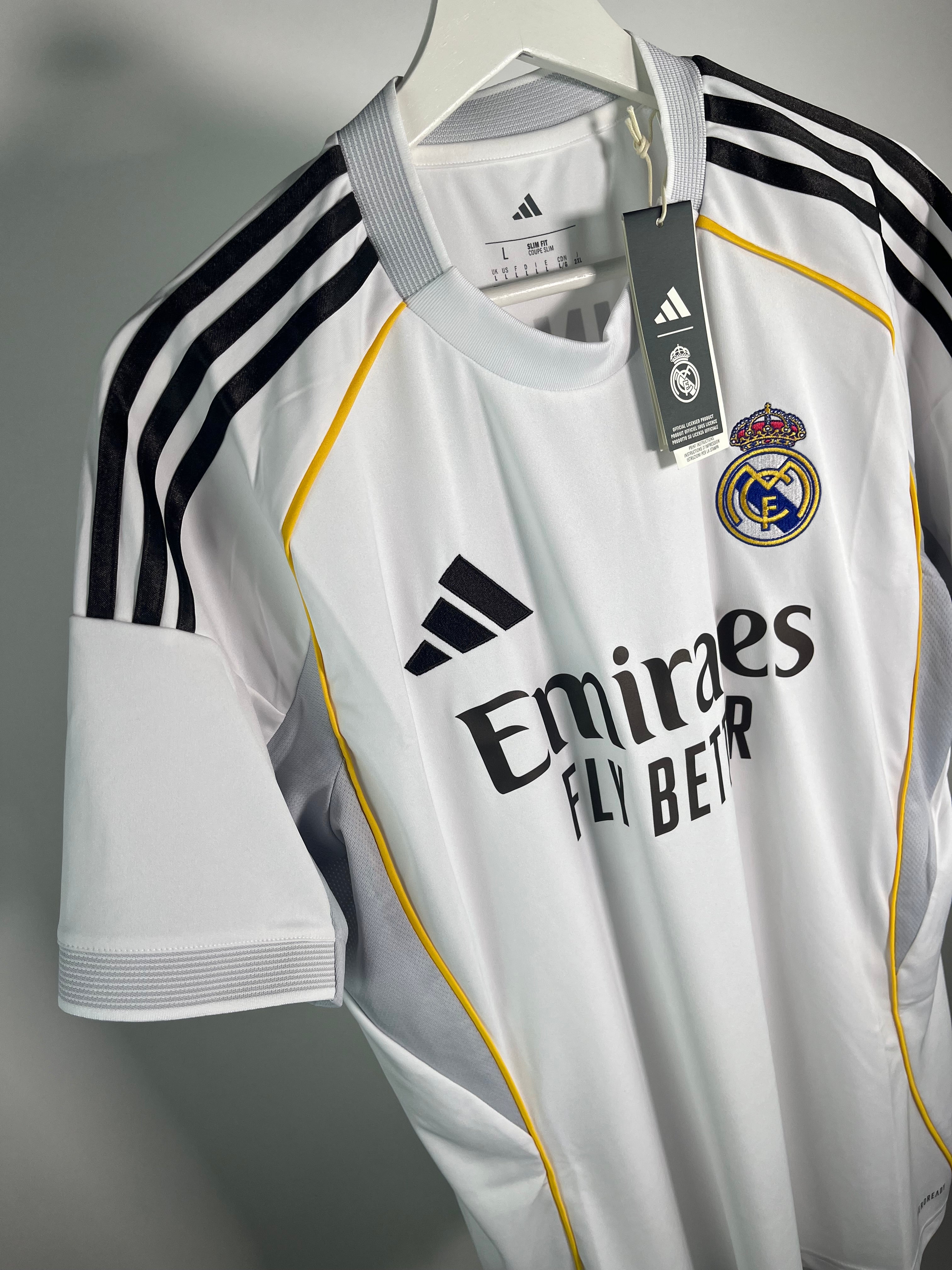 Jersey Real Madrid Local 2025 2026 *C/Etiquetas* Jude Bellingham (L)
