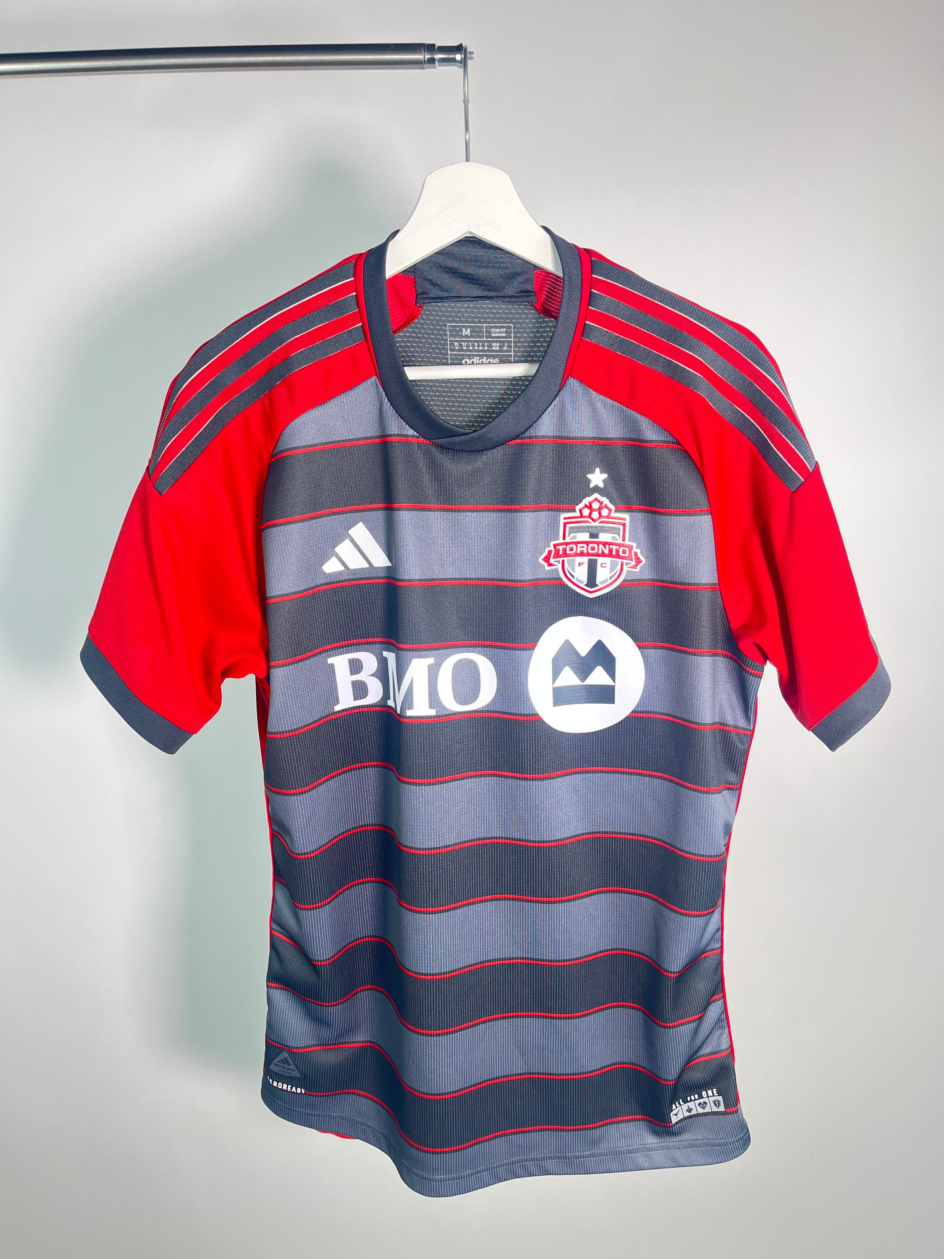 Jersey Toronto Local 2023 2024 Versión Jugador (M)