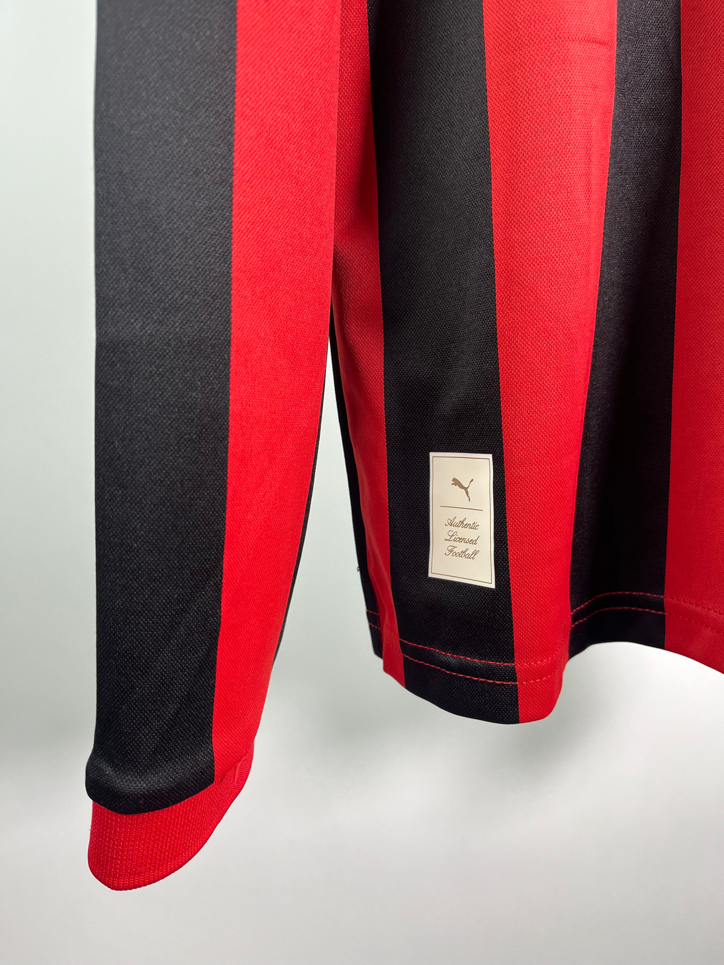 Jersey AC Milán Especial 2024 2025 125 Aniversario Manga Larga Rafael Leao (XL)