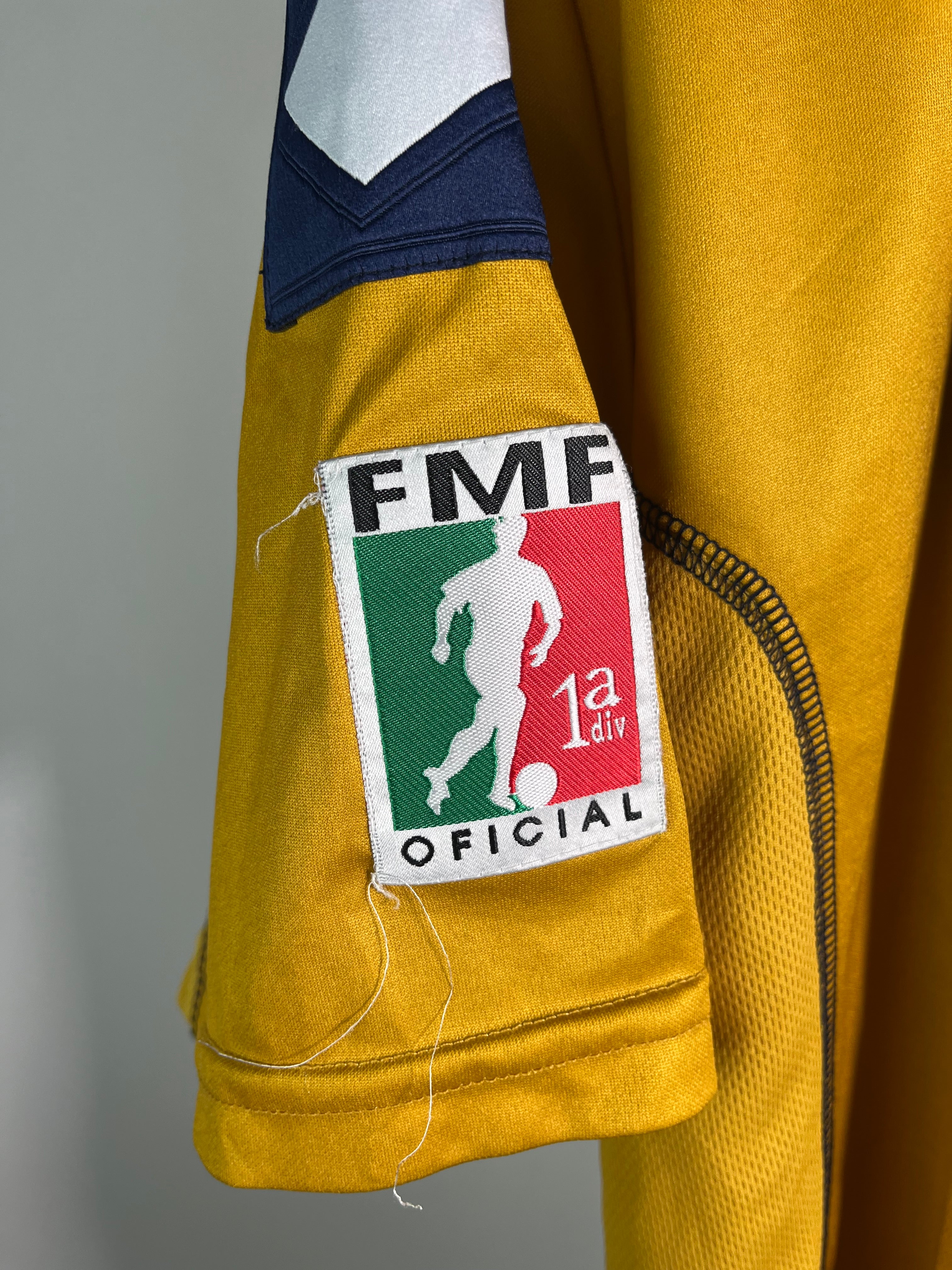 Jersey Pumas Local 2002 Match Worn Miguel España (L)