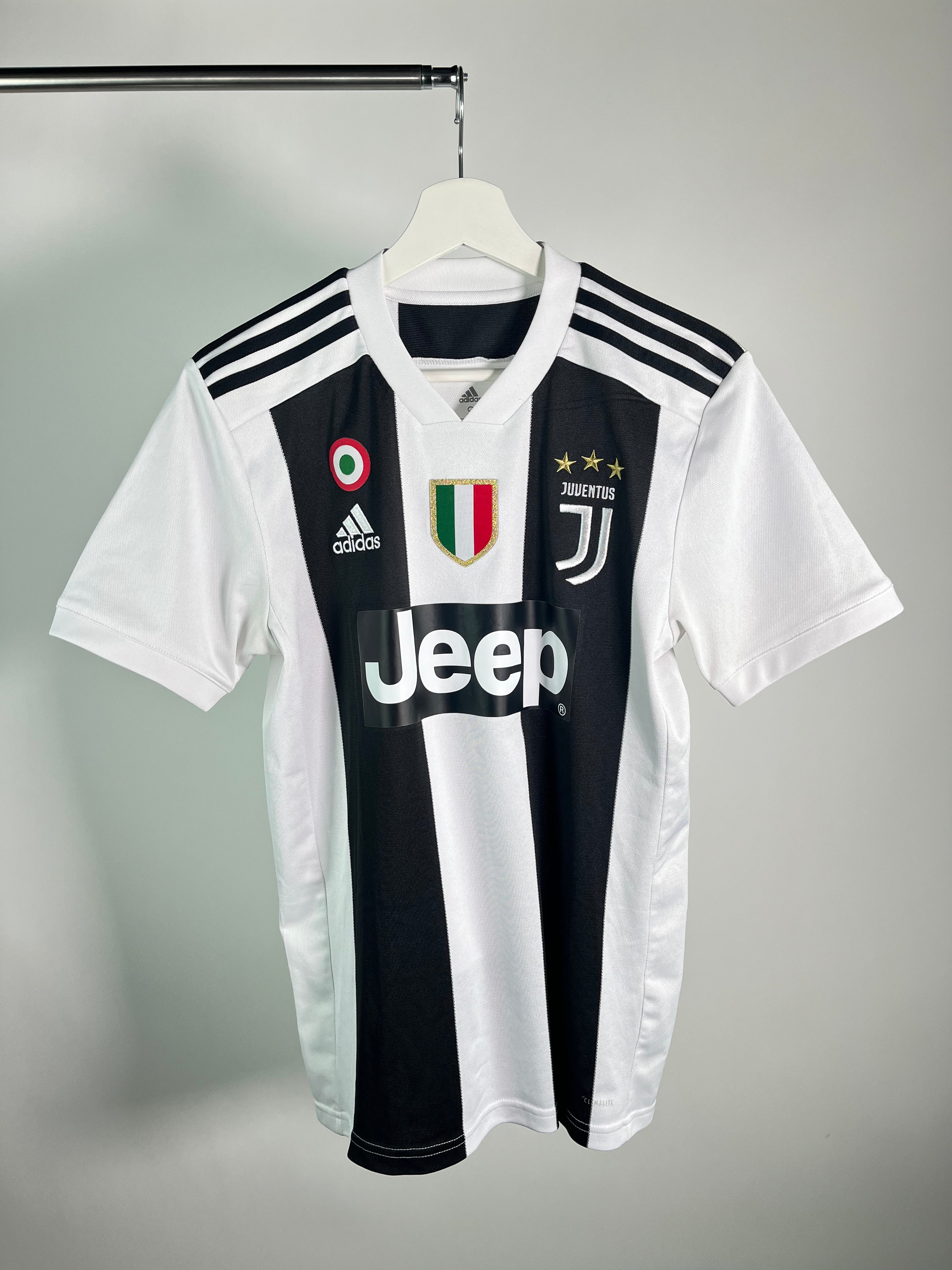Jersey Juventus Local 2018 2019 Cristiano Ronaldo (S)