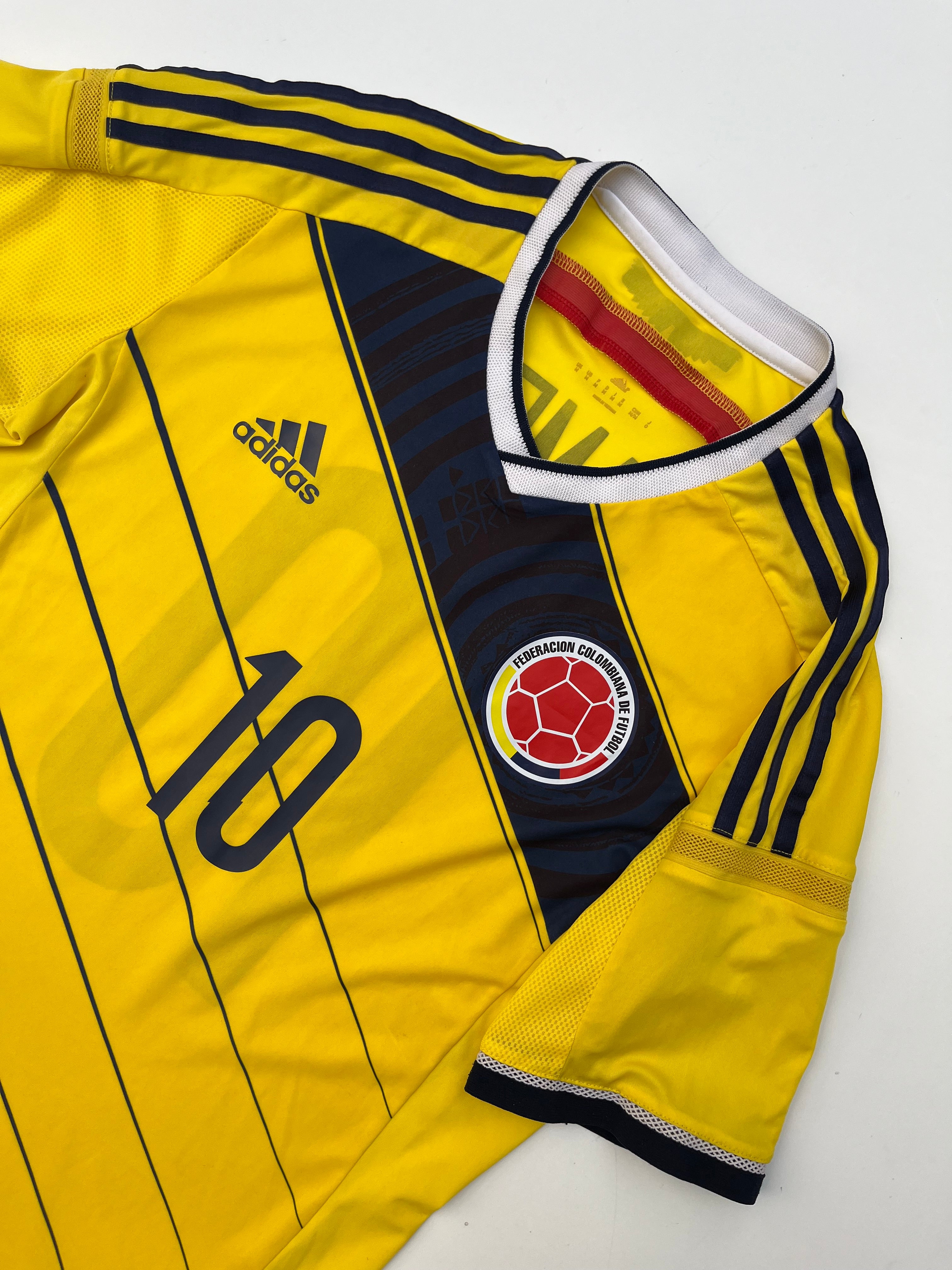 Jersey Colombia Local 2014 2015 Versión Jugador James Rodríguez (M)