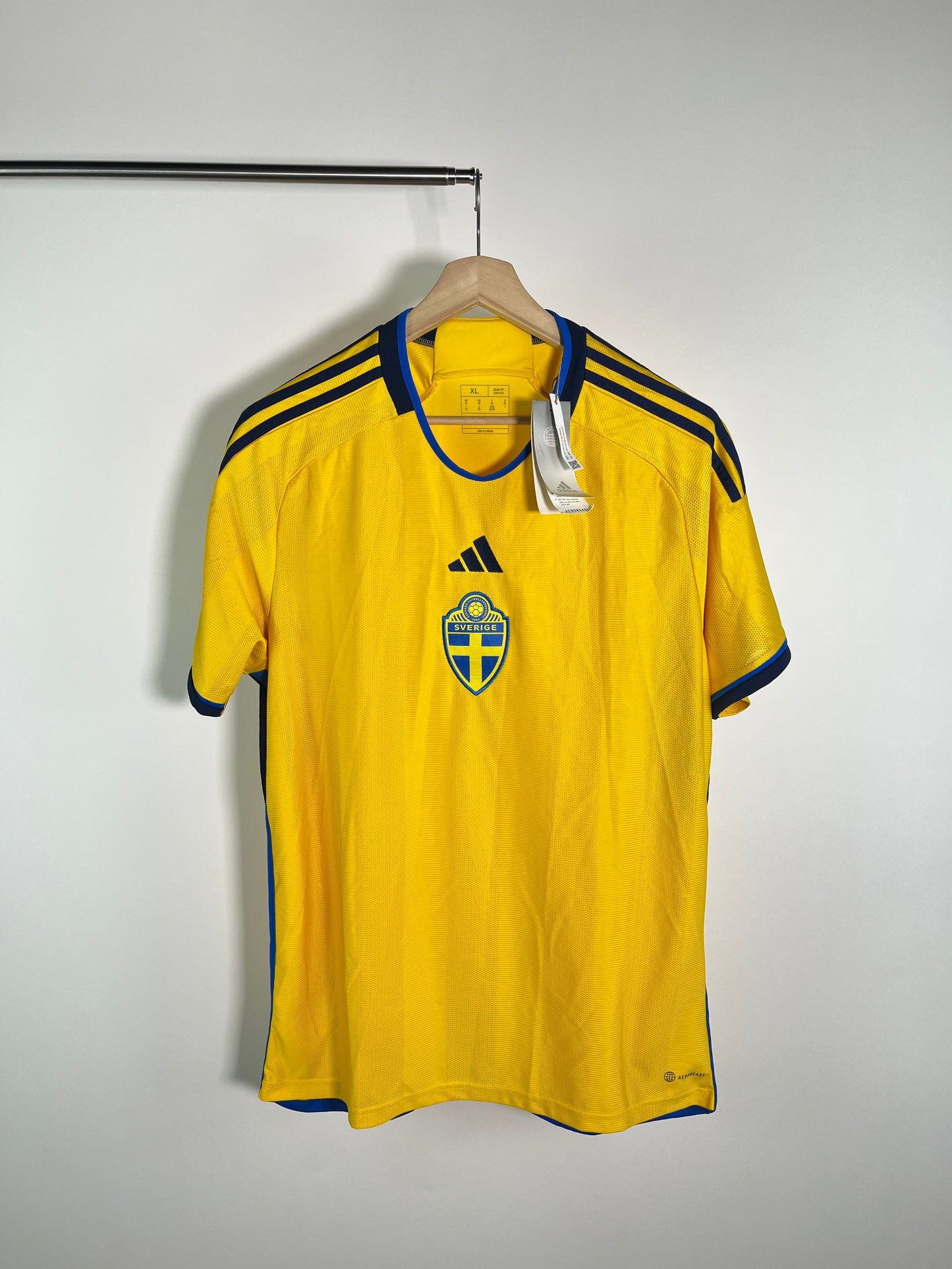 Jersey Suecia Local 2022 2024 *C/Etiqueta* (XL)