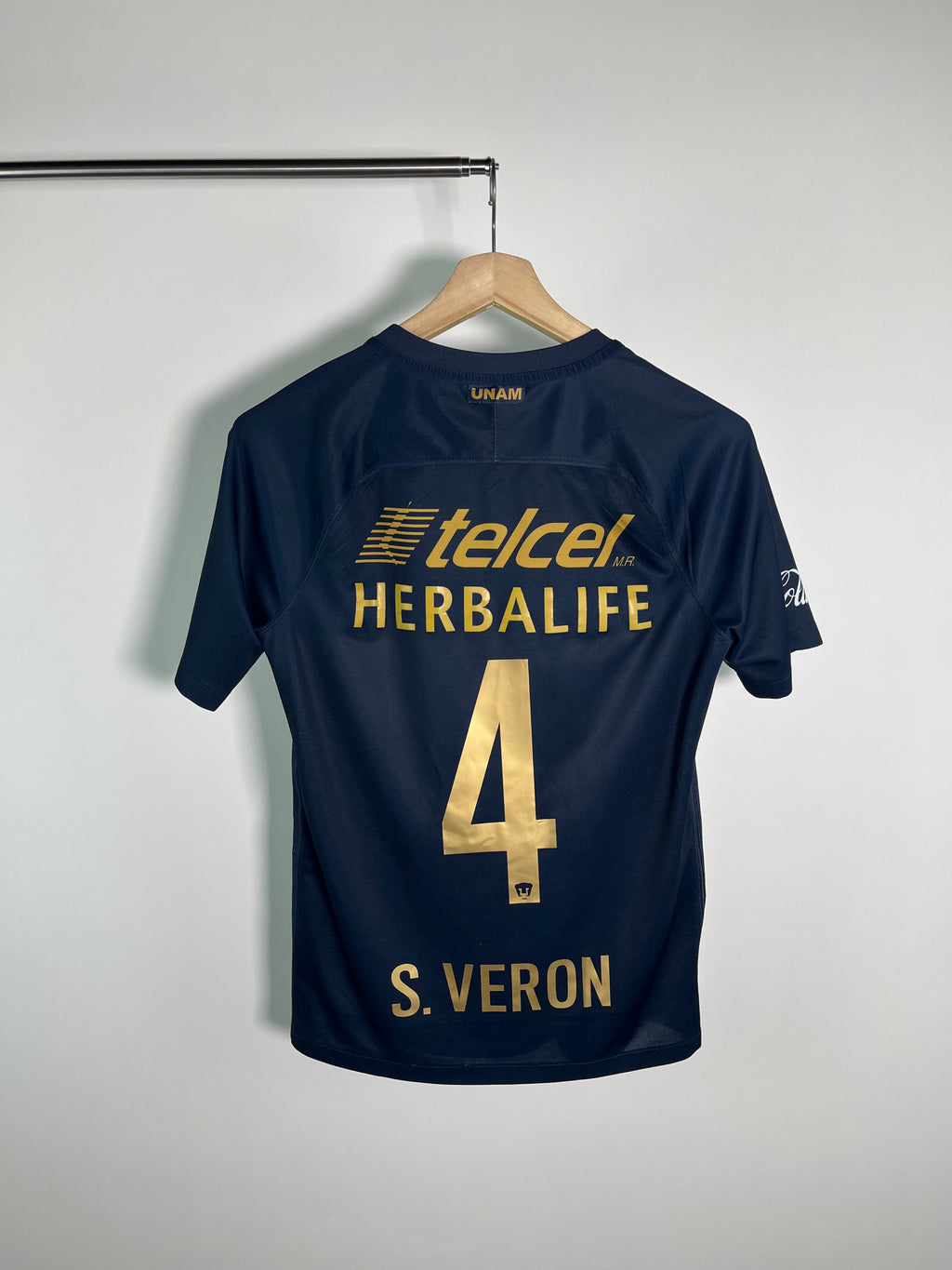 Jersey Pumas Visita 2016 2017 *Mural* Darío Verón (S)