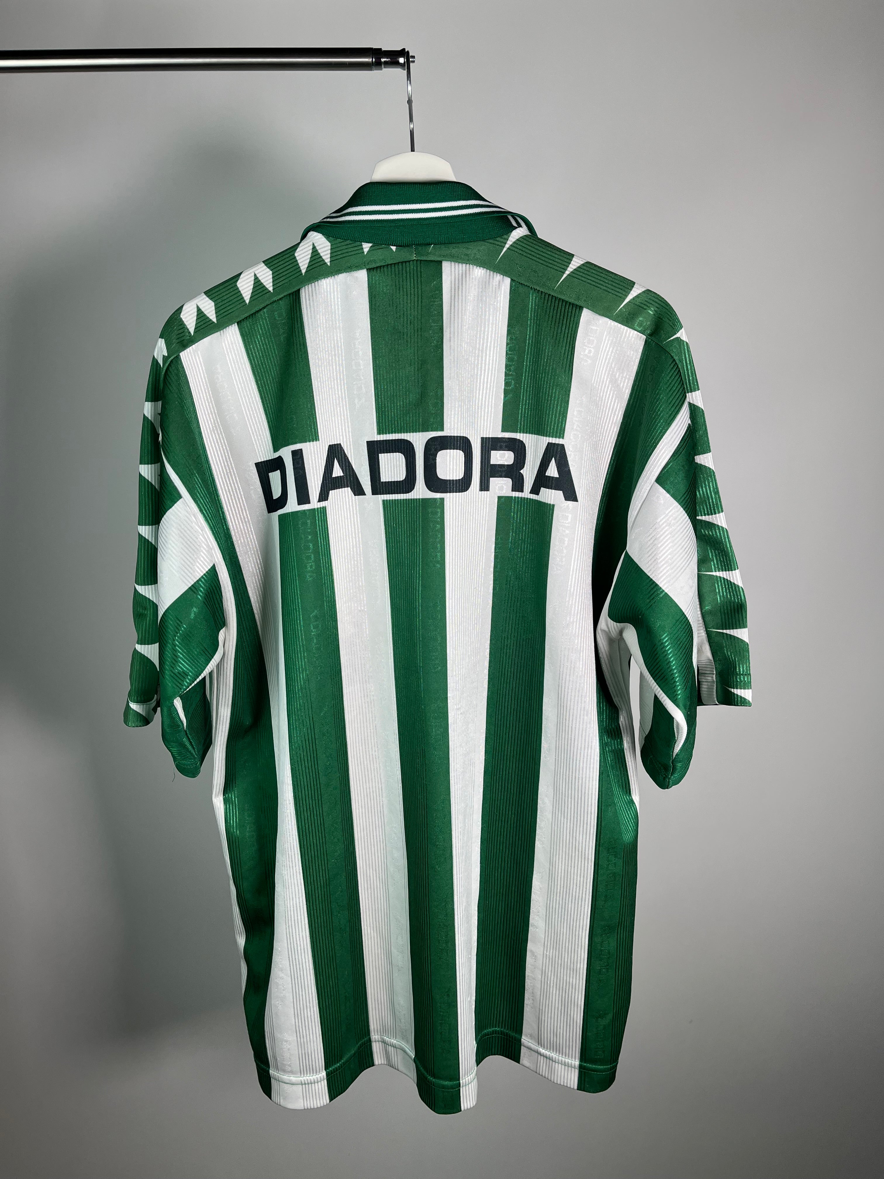 Jersey Banfield Local 2000 2001 (L)
