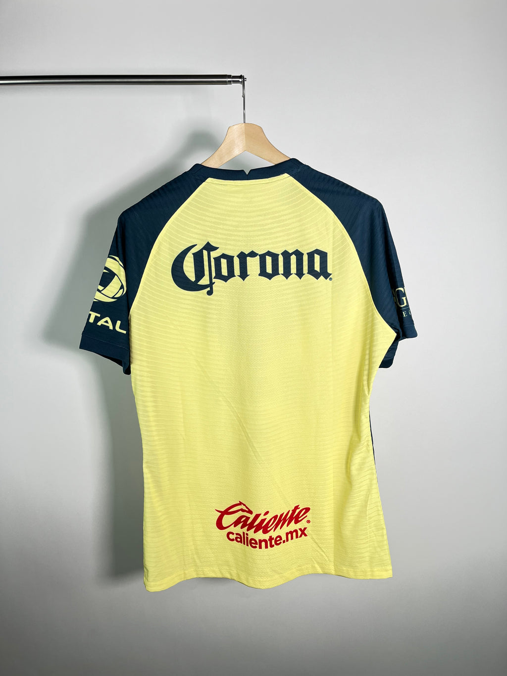 Jersey Club America Local 2021 2022 Utilería (XL)