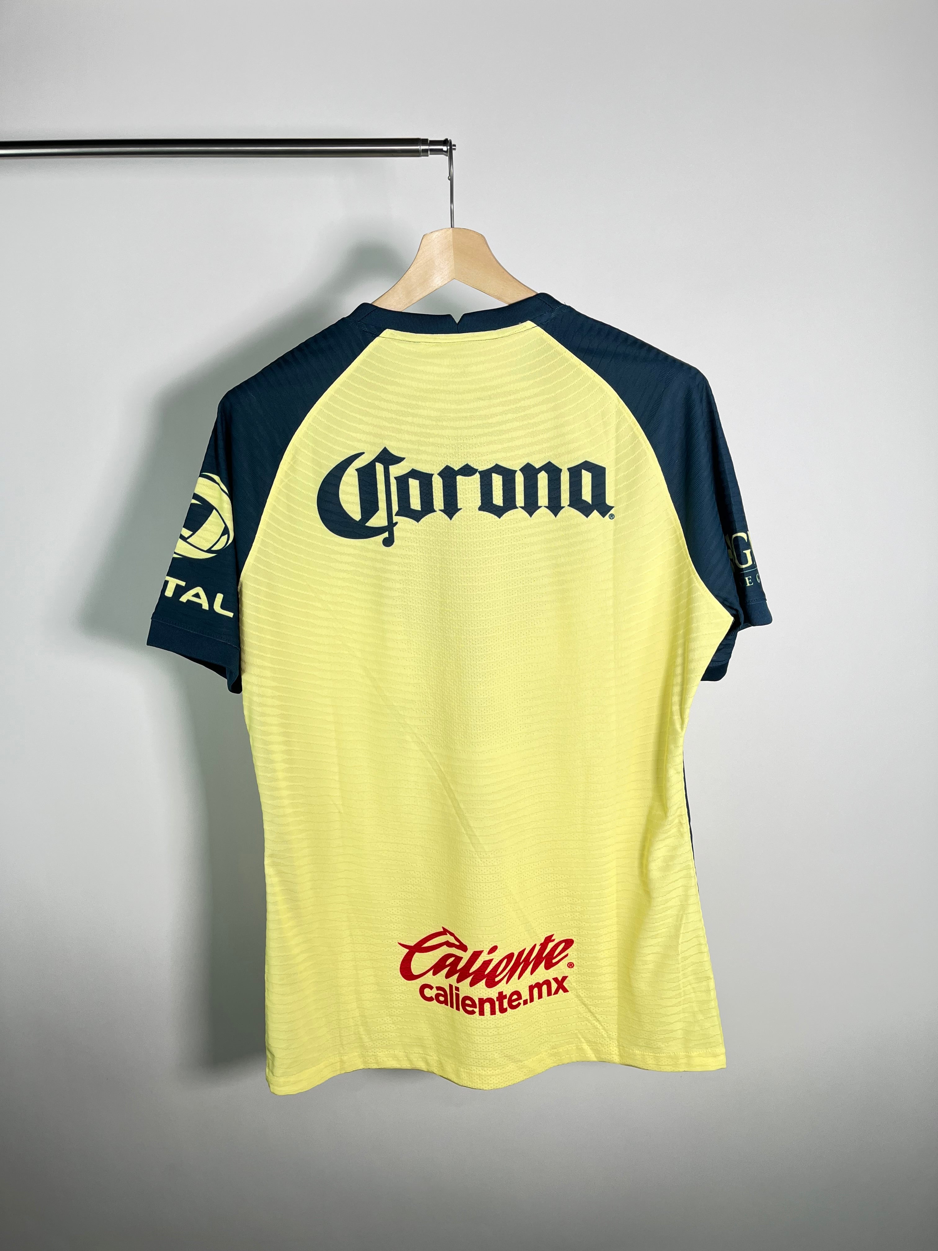 Jersey Club America Local 2021 2022 Utilería (XL)