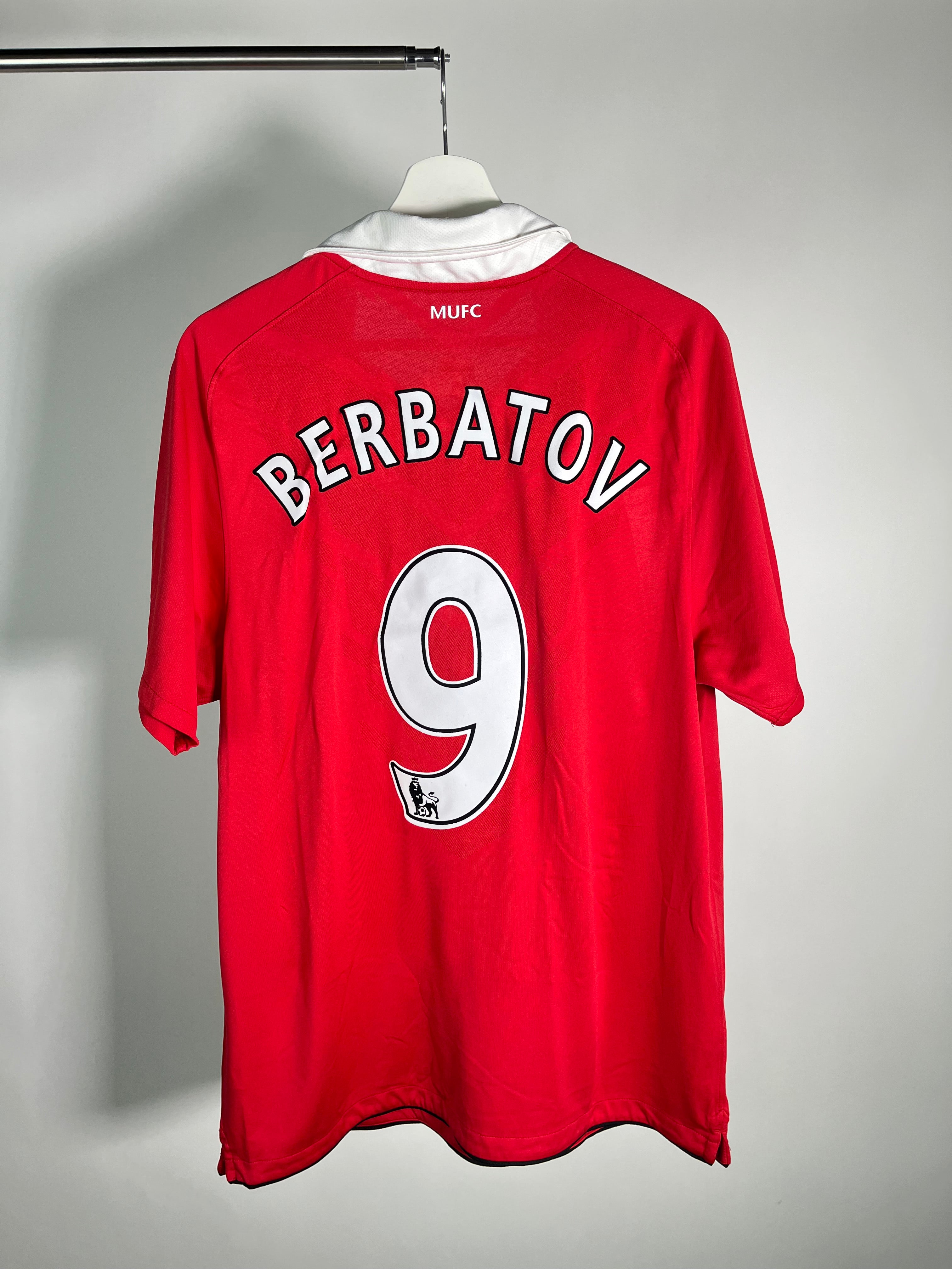 Jersey Manchester United Local 2010 2011 Dimitar Berbatov (L)
