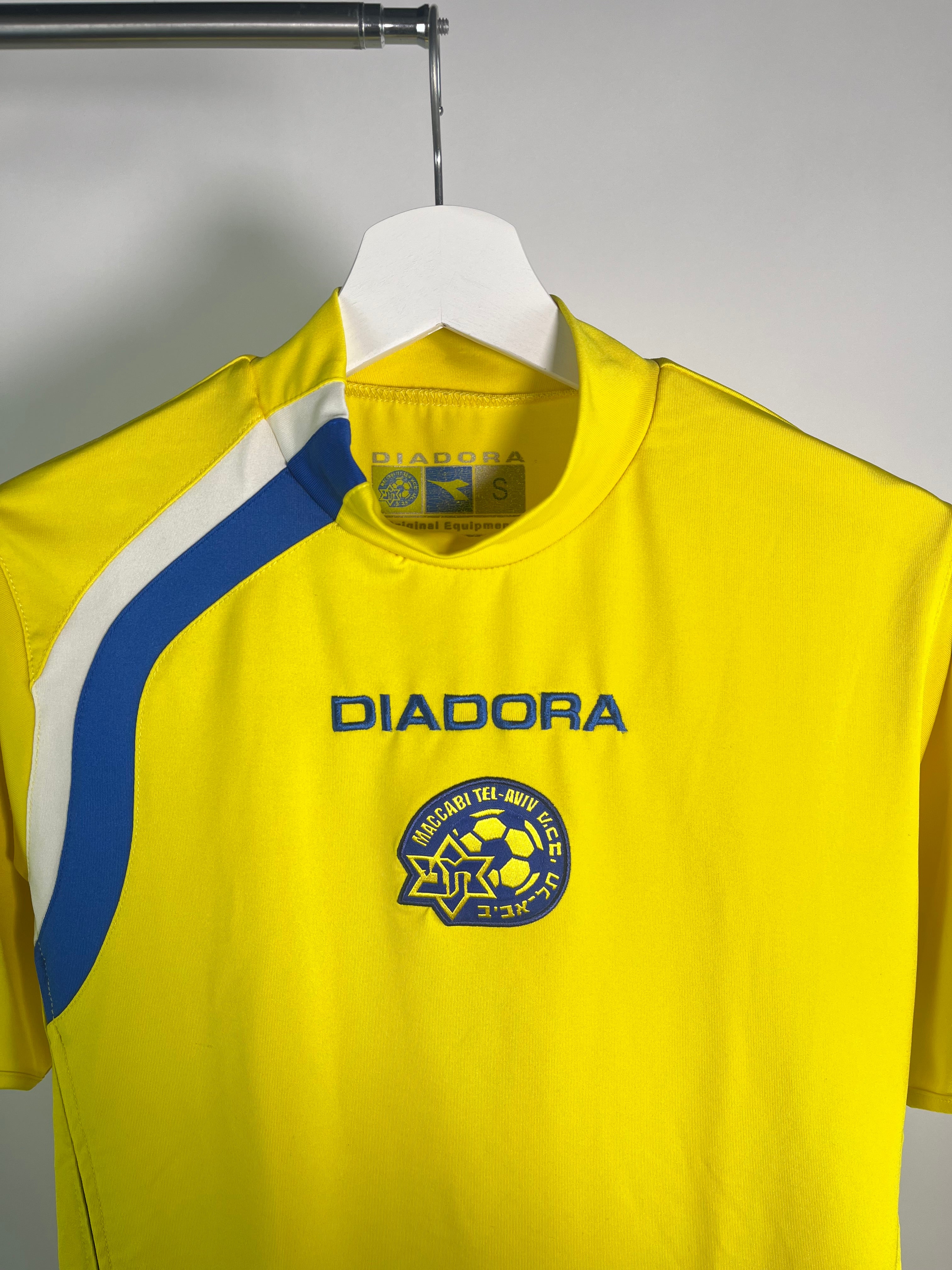 Jersey Maccabi Tel-Aviv Local 2004 2005 (S)