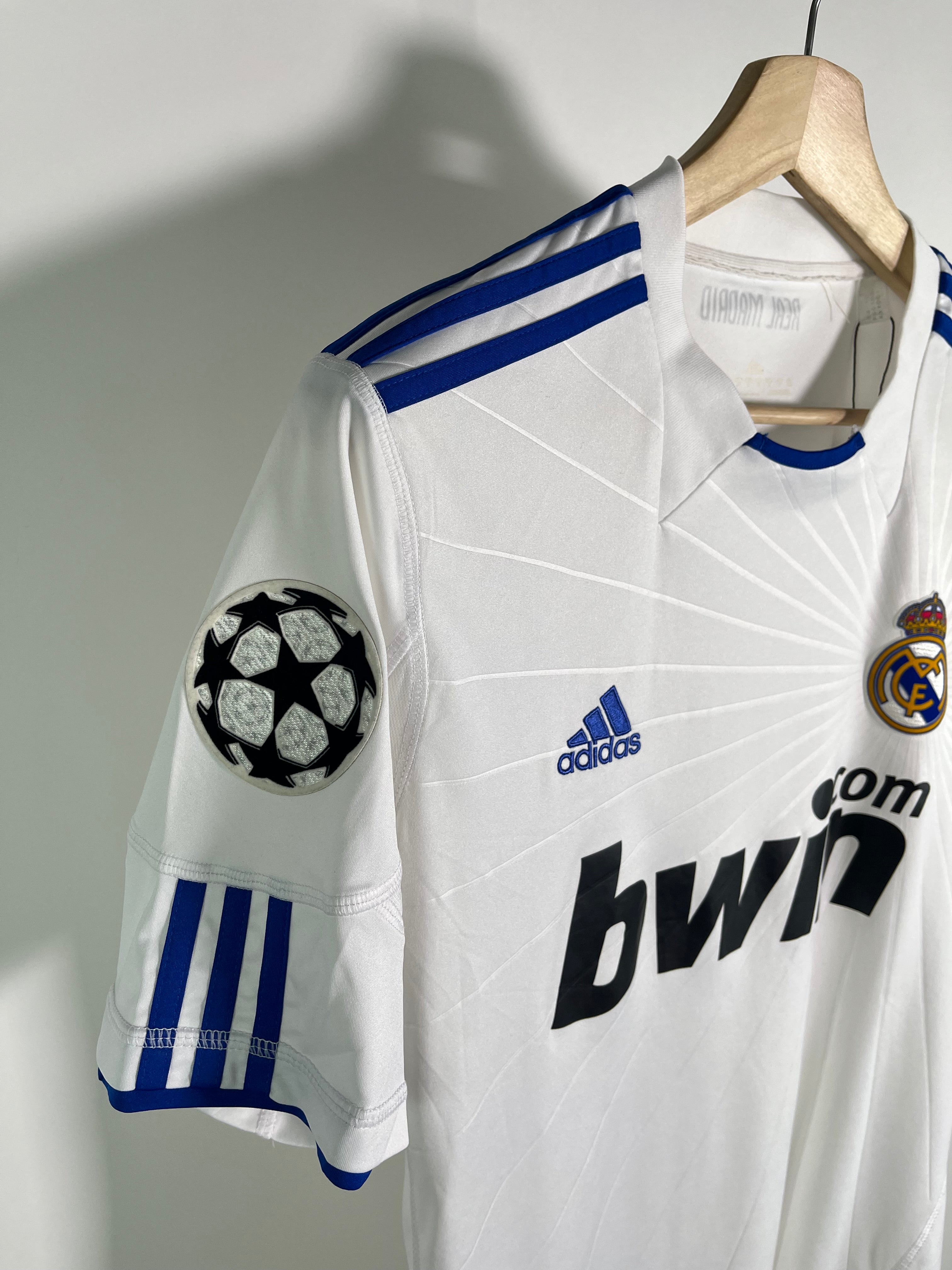 Jersey Real Madrid Local 2010 2011 *Champions League* (M)