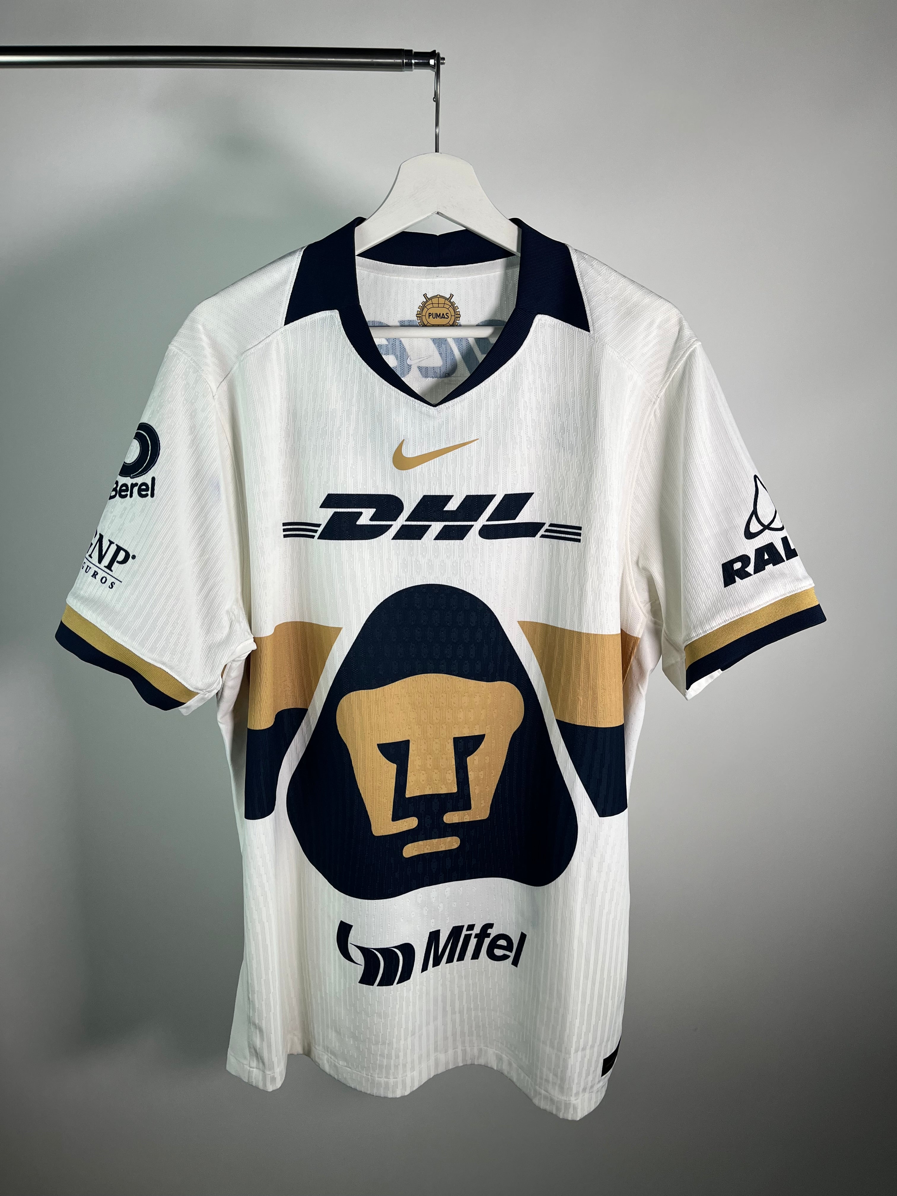 Jersey Pumas Local 2025 2026 Versión Jugador (XL)