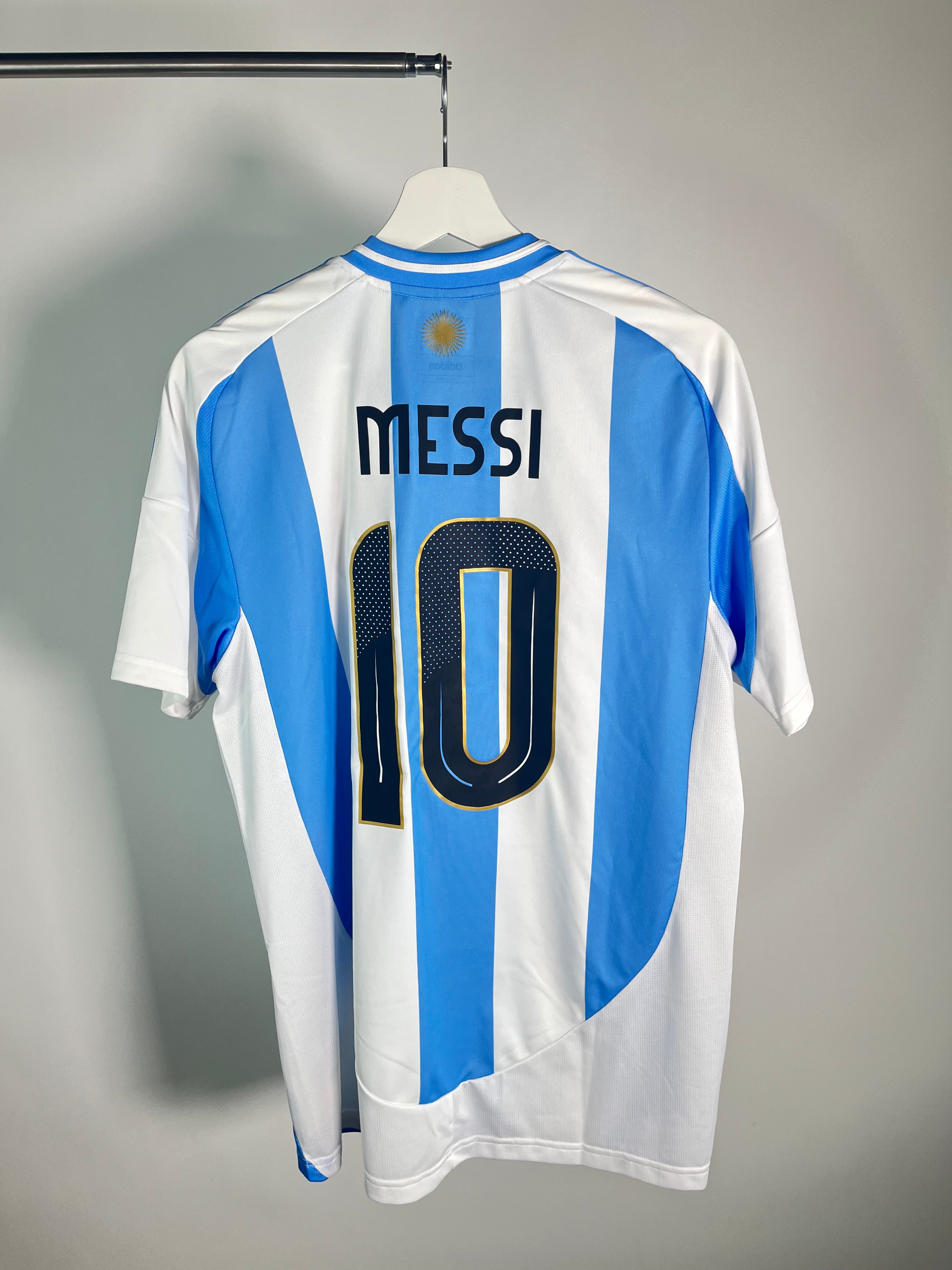 Jersey Argentina Local 2024 2026 Lionel Messi (L)