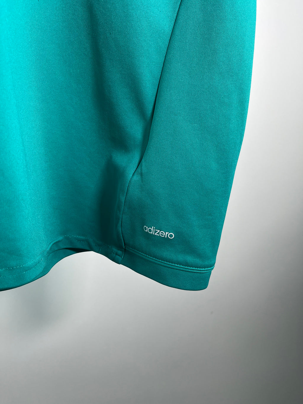 Jersey Real Madrid Entrenamiento 2017 2018 Versión Jugador (L)