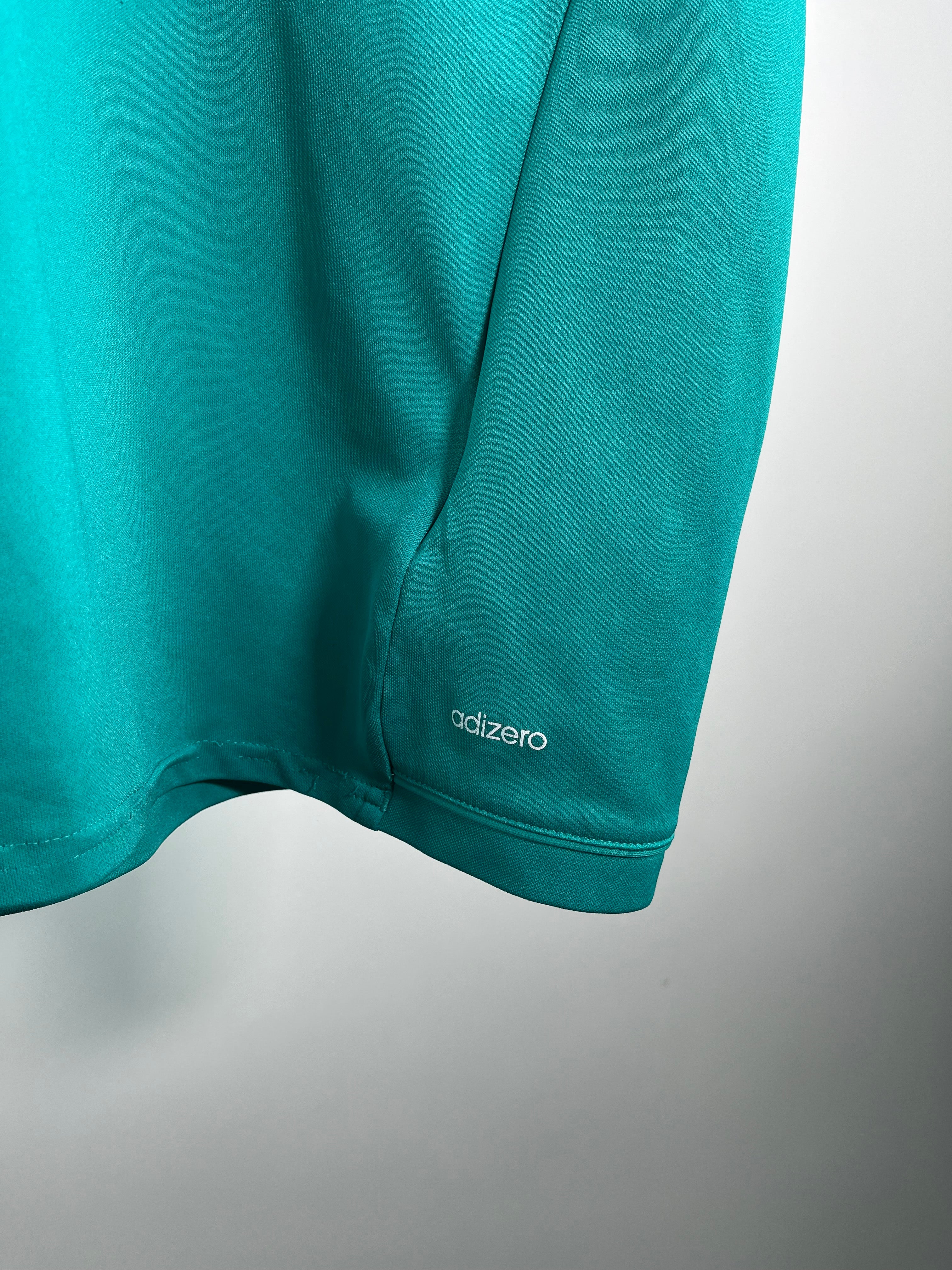 Jersey Real Madrid Entrenamiento 2017 2018 Versión Jugador (L)