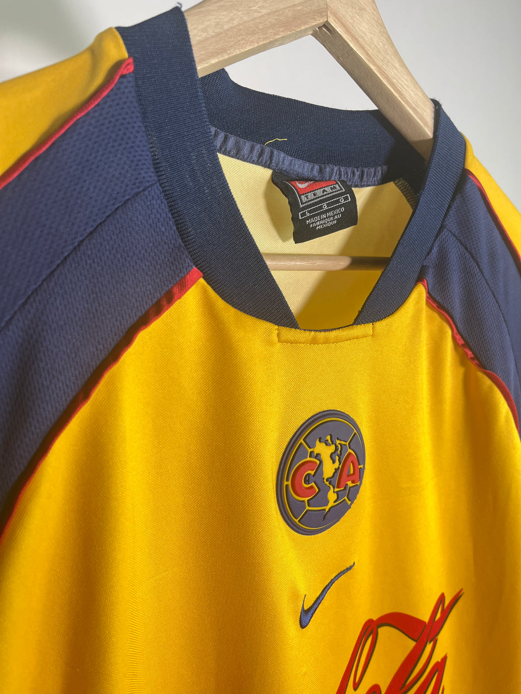 Jersey Club America Local 2001 2002 Iván “Bam-Bam” Zamorano (L)