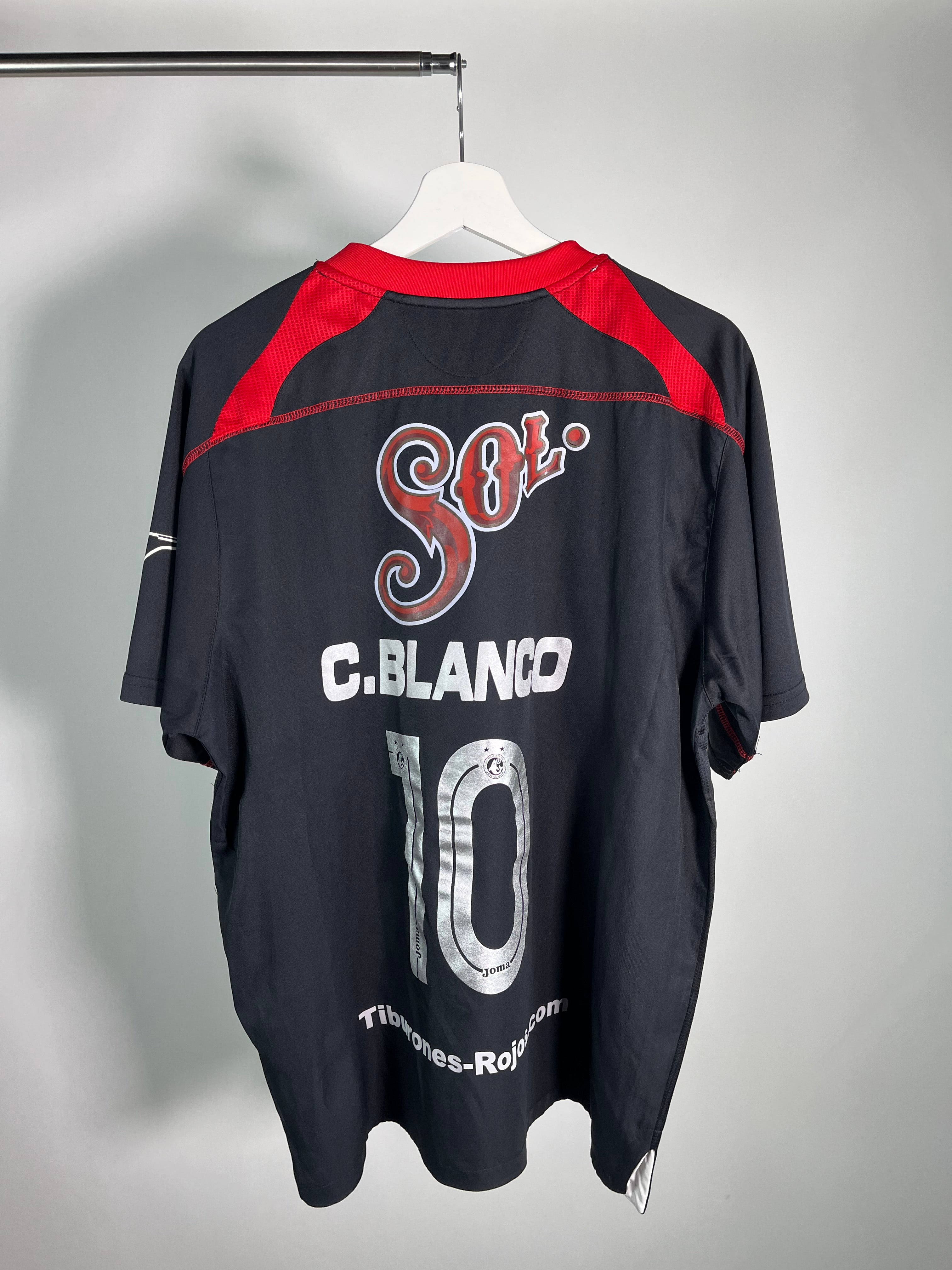 Jersey Veracruz visita 2009 2010 Utilería Cuauhtémoc Blanco (L)