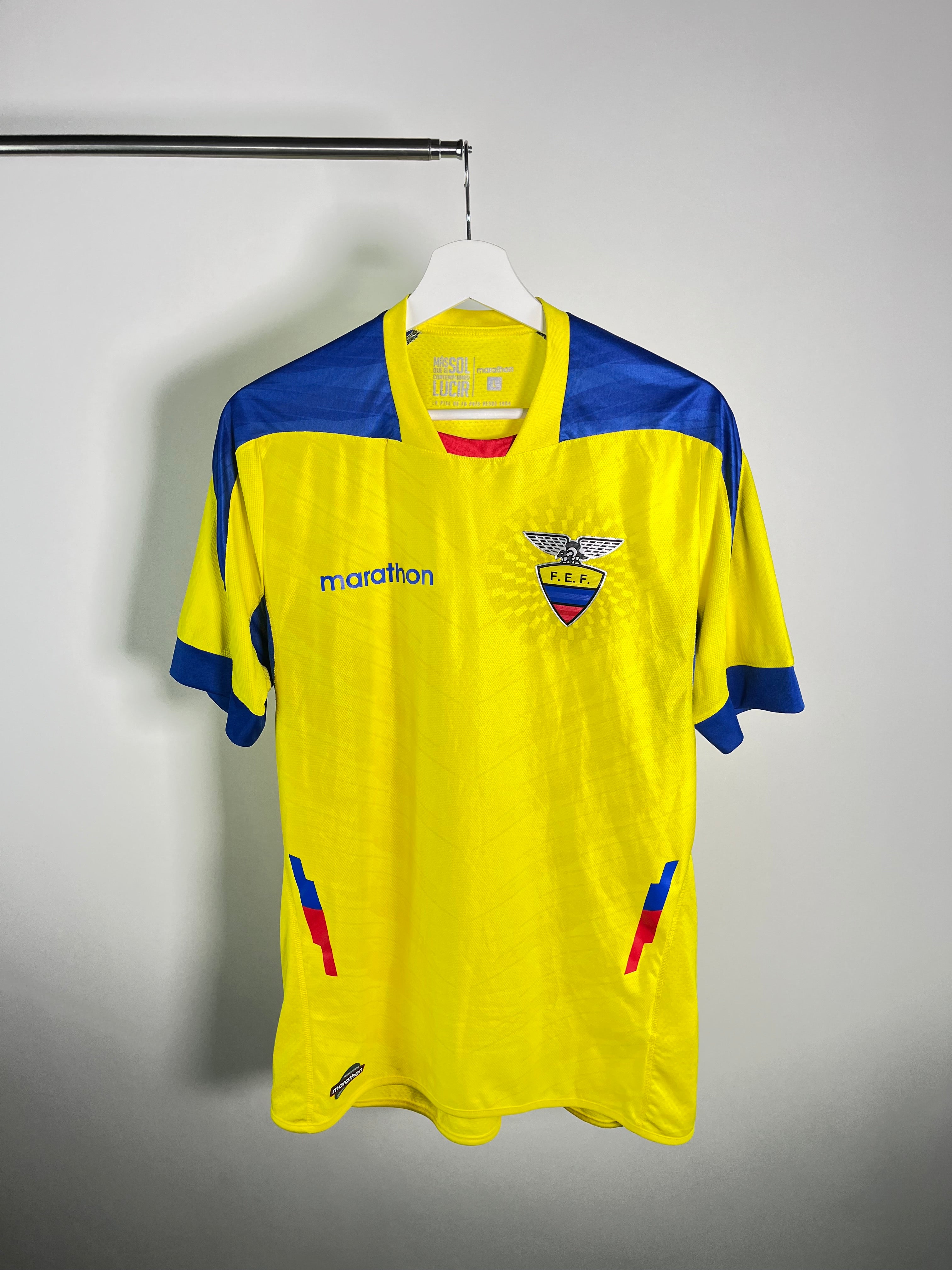 Jersey Ecuador Local 2014 2015 (L)