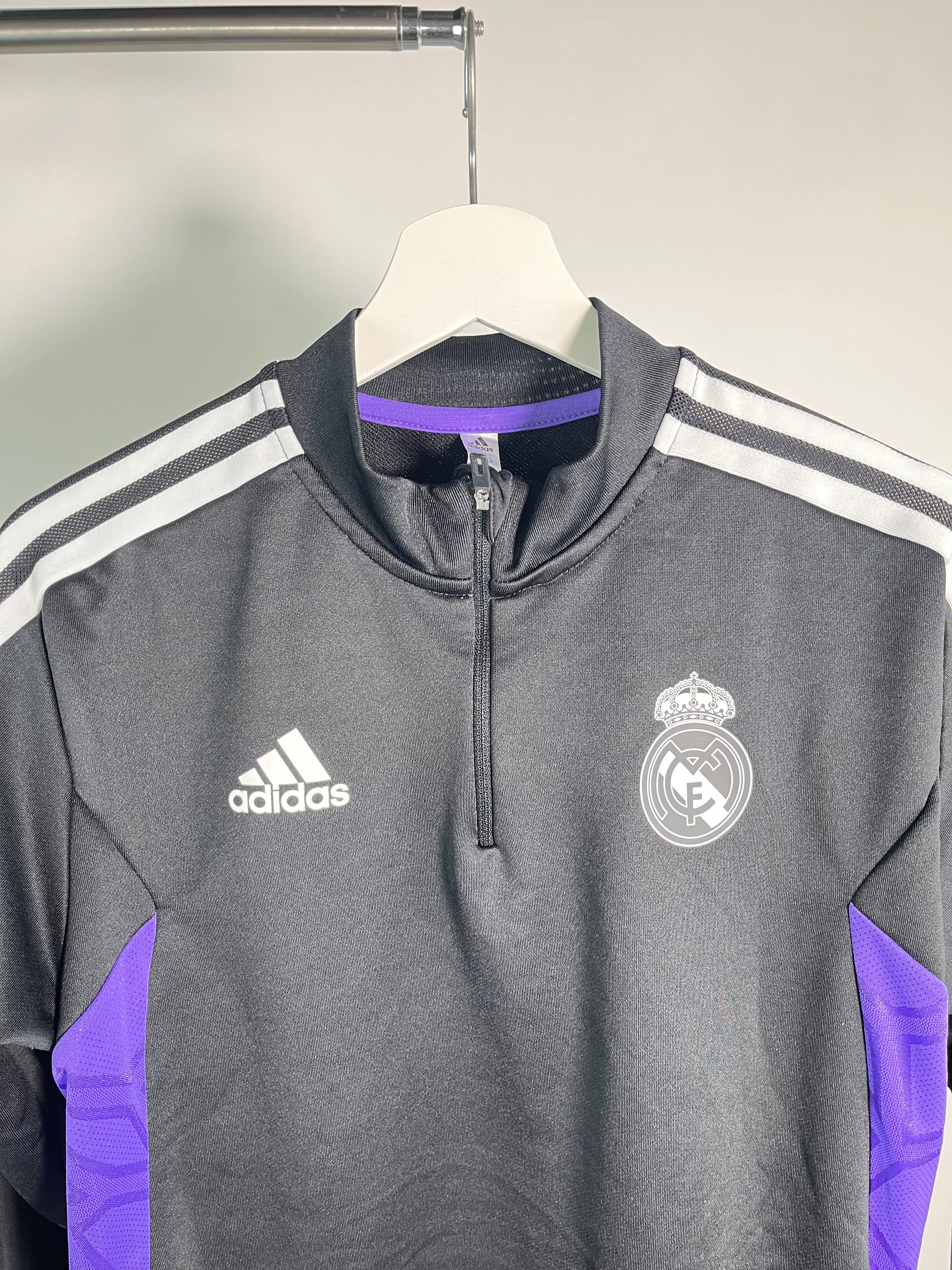Suéter Real Madrid 2023 2024 (M)