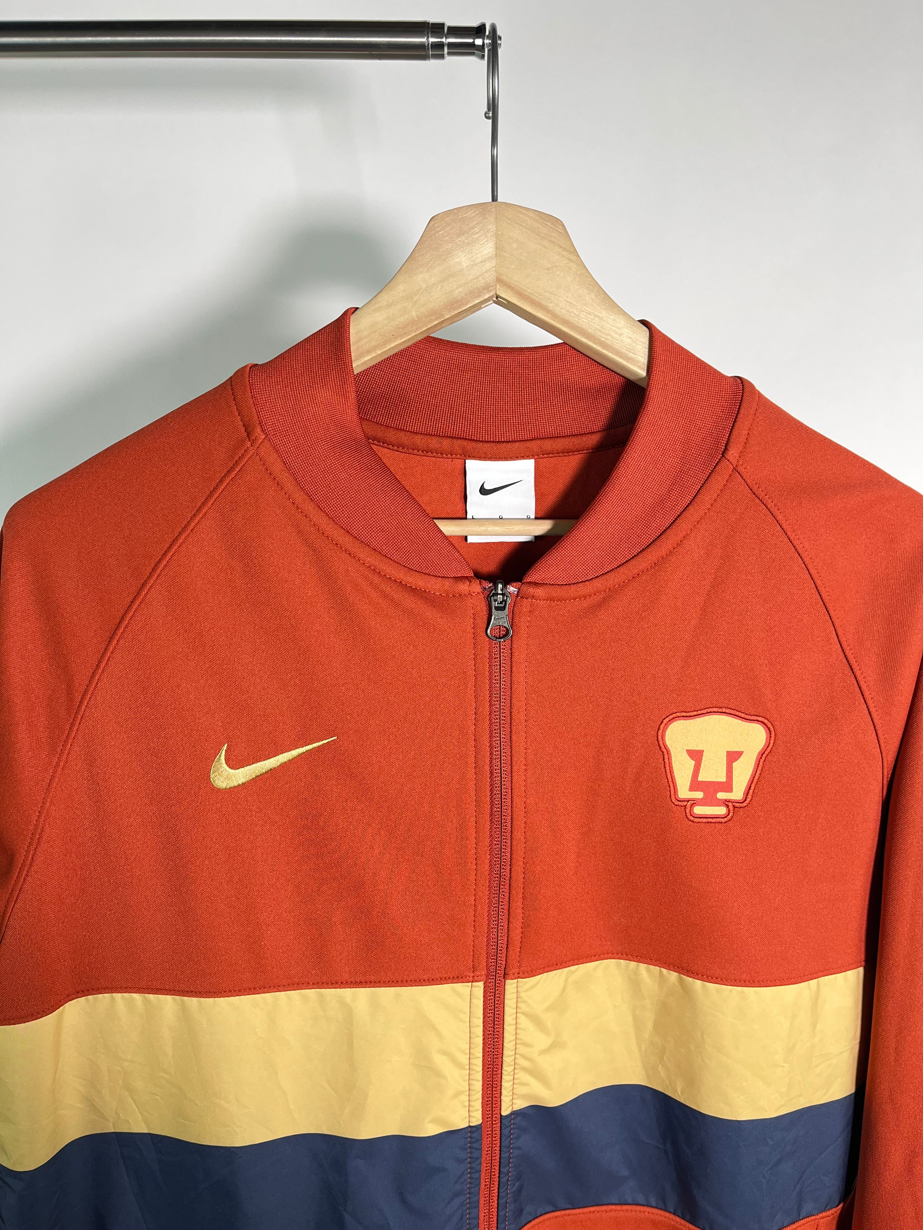 Chamarra Pumas 2021 2022 *Terracota* (L)